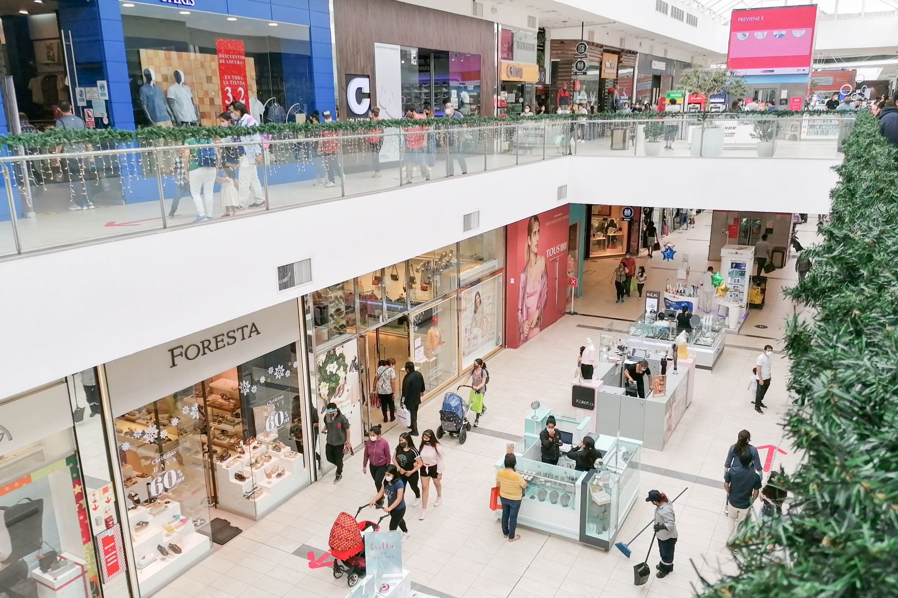 
                                 CCL: sector retail crecería 5% este segundo semestre del año 
                            