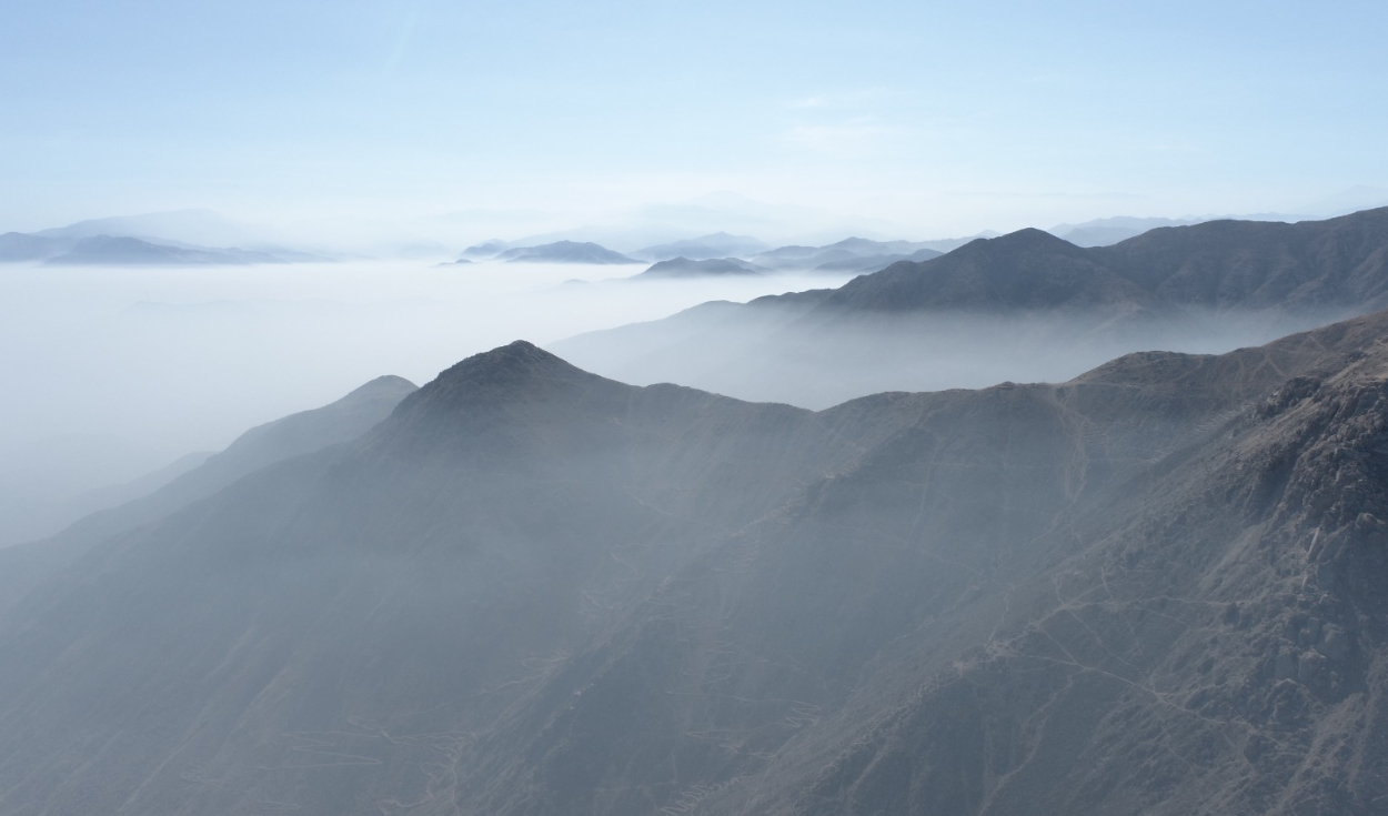 
                                 Este hermoso colchón de nubes queda en Lima y puedes visitarlo haciendo trekking: ¿cómo llegar? 
                            