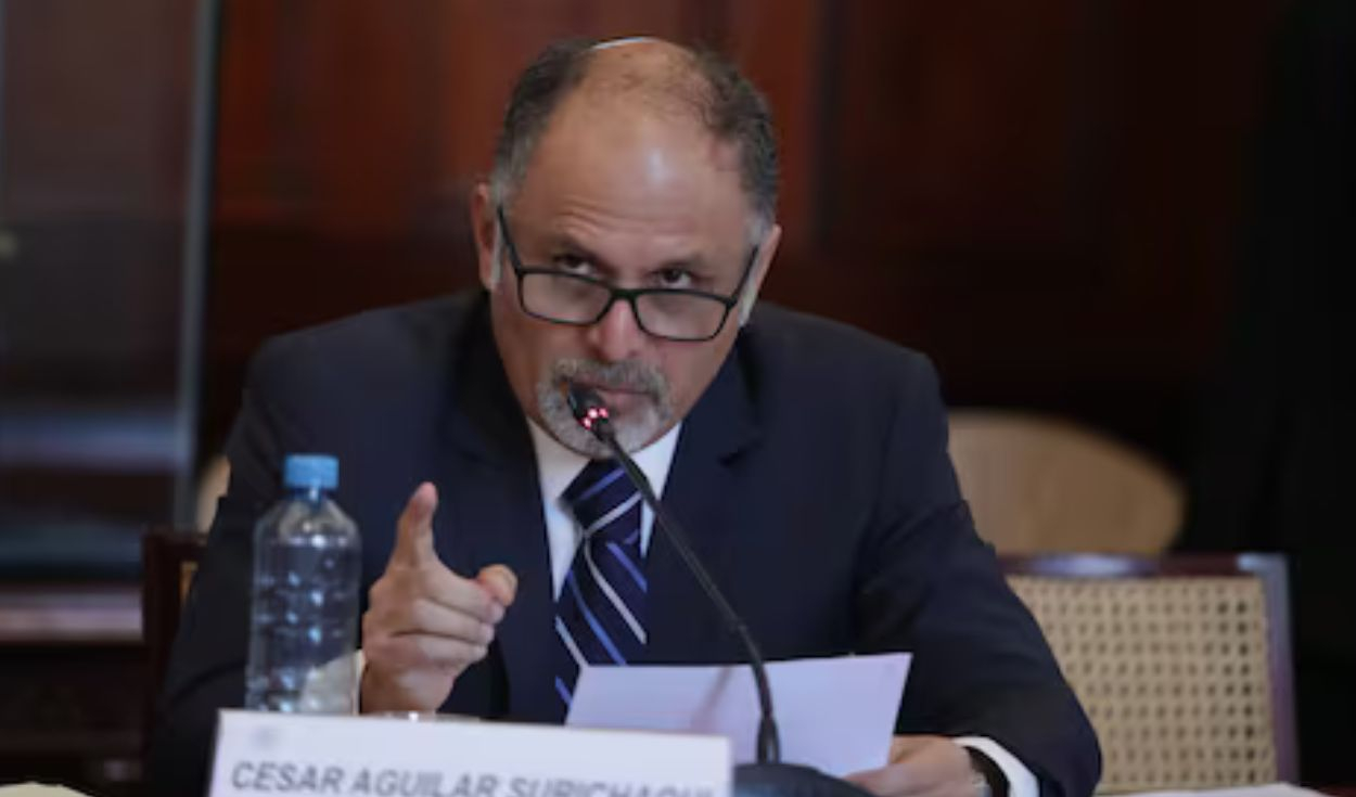 
                                 Subcomisión aprobó informe final de César Aguilar como candidato a contralor de la República 
                            