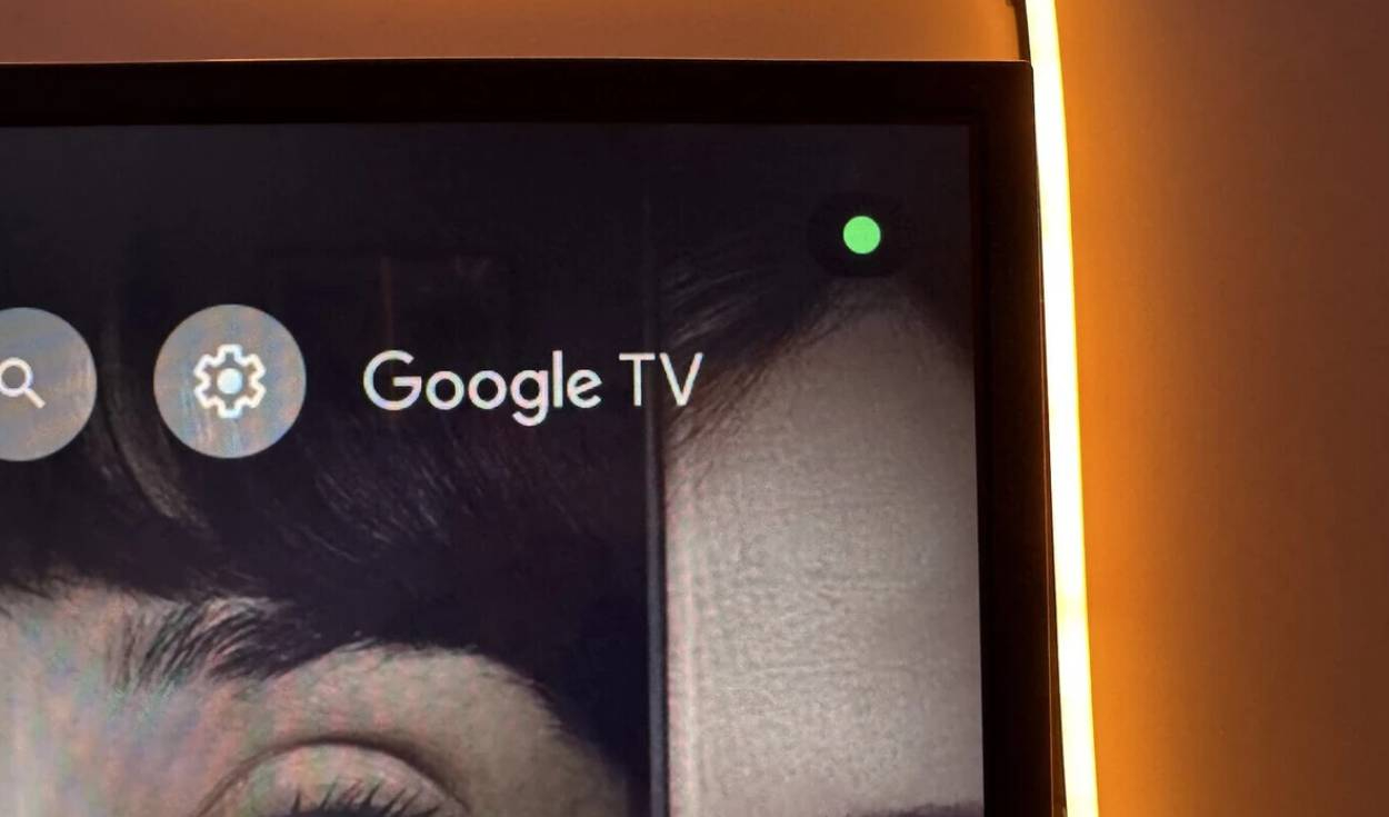 
                                 ¿Qué significa el punto verde que sale en la pantalla de tu televisor al usar un Chromecast? 
                            