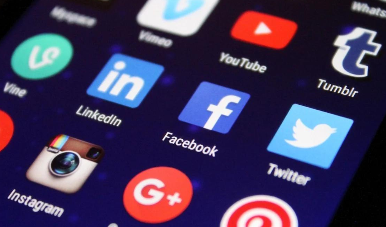 
                                 Esta es la red social más odiada en Perú: supera a Twitter e Instagram 
                            