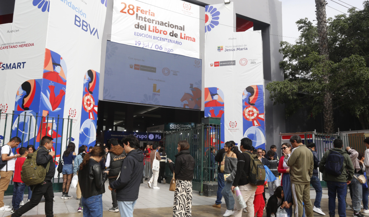 
                                 FIL 2024: actividades sobre ciencia y tecnología en la Feria Internacional del Libro en Lima 
                            
