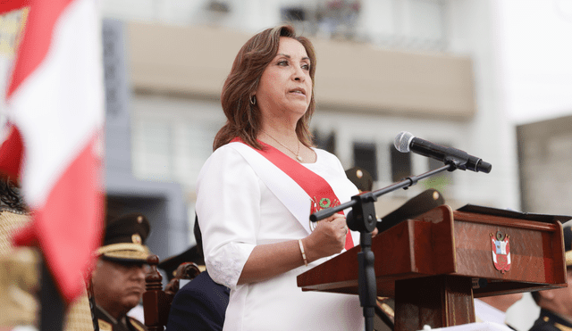 
                                 Dina Boluarte EN VIVO: Misa Te Deum, mensaje a la nación y último minuto de la presidenta 
                            