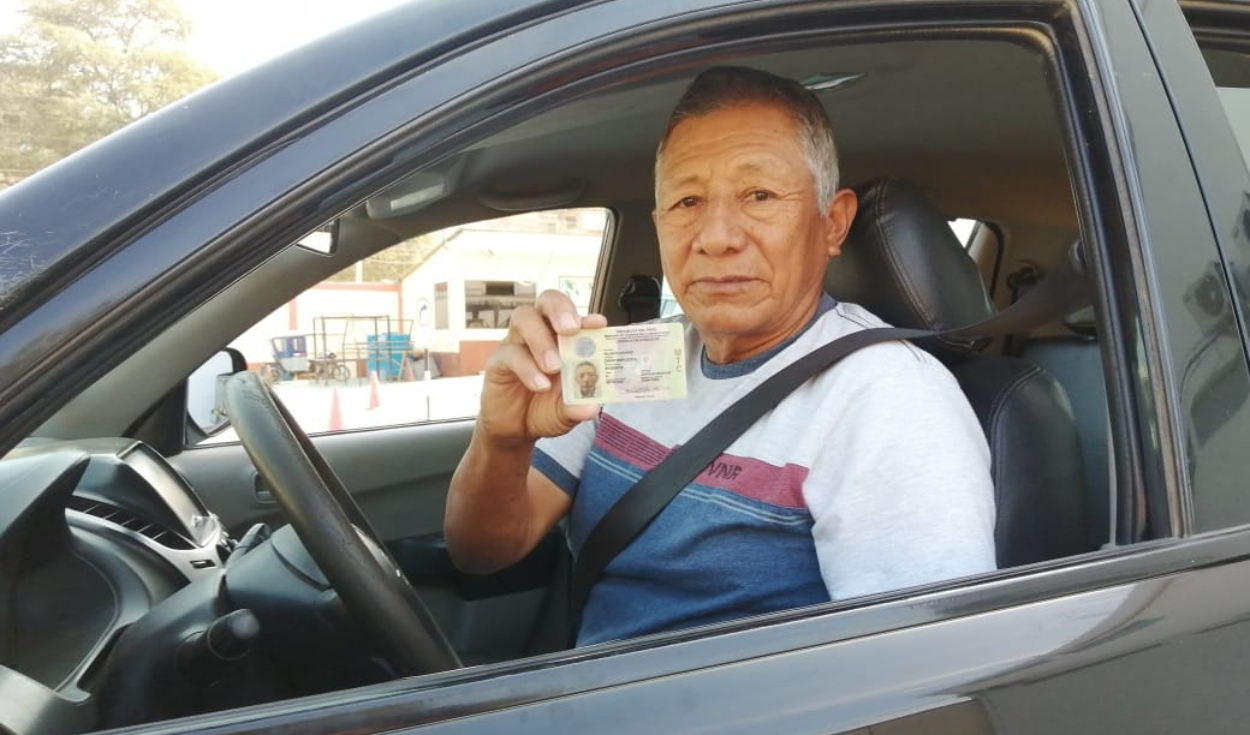 
                                 ¿Existe una edad máxima para sacar licencia de conducir en el Perú? Consulta aquí el reglamento del MTC 
                            