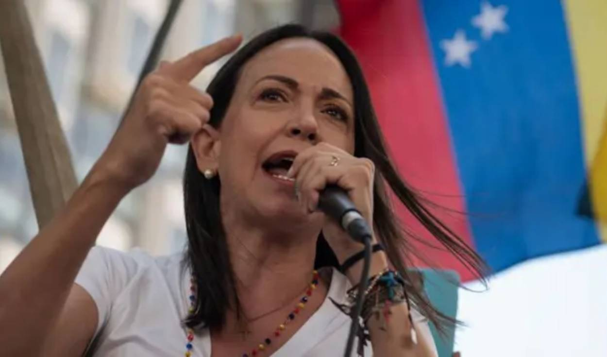 
                                 Maria Corina Machado tras fraude electoral de Nicolás Maduro: 