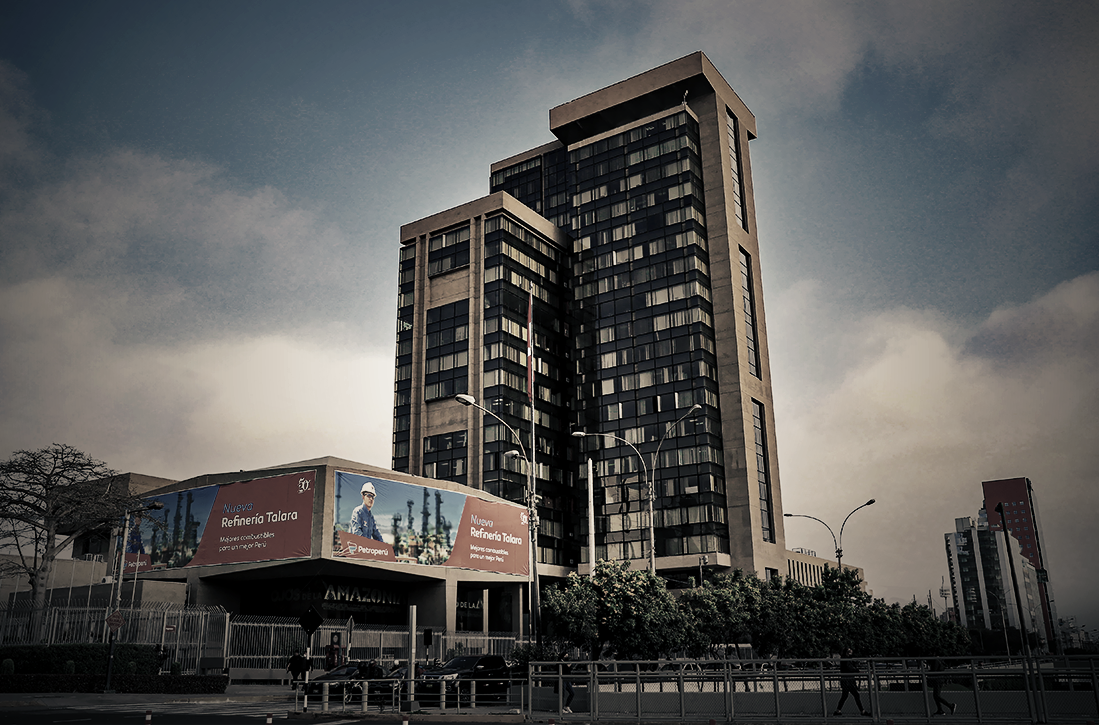 
                                 Petroperú: nuevo directorio cerraría venta del edificio central por debajo del valor de mercado 
                            