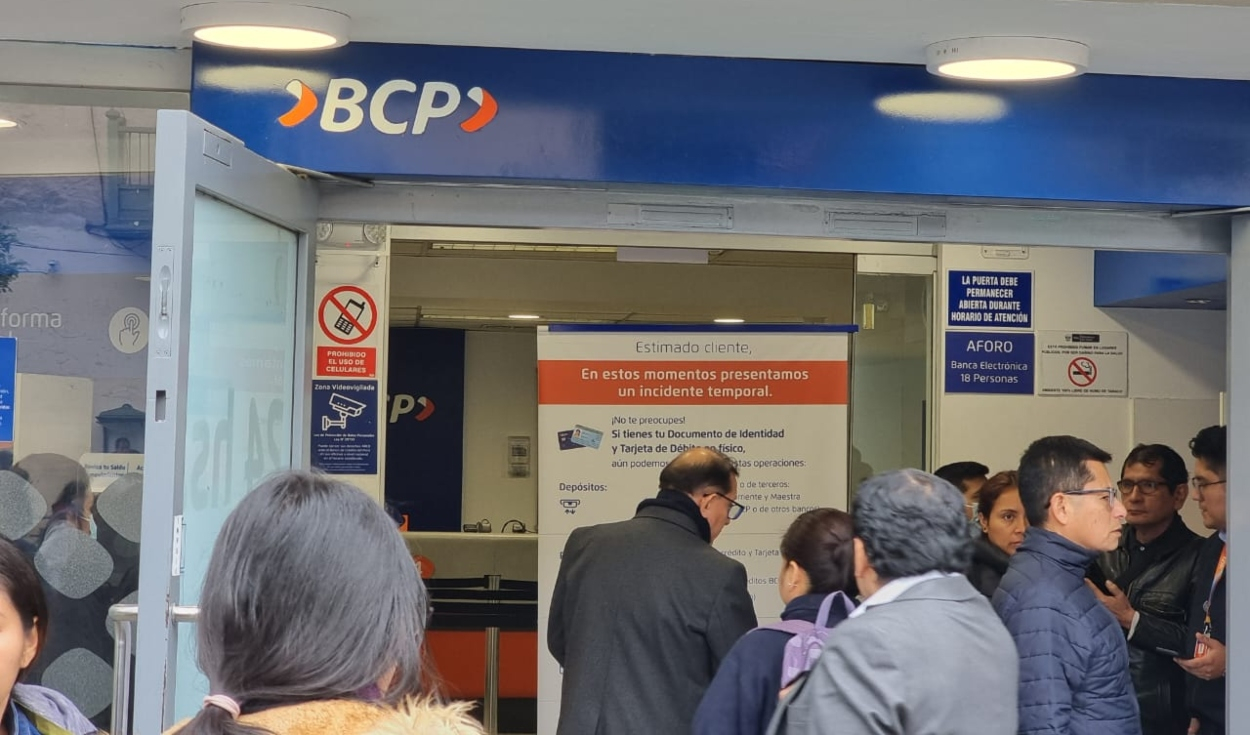 
                                 Los 3 servicios del BCP que siguen operando con normalidad pese a problemas en su sistema 
                            