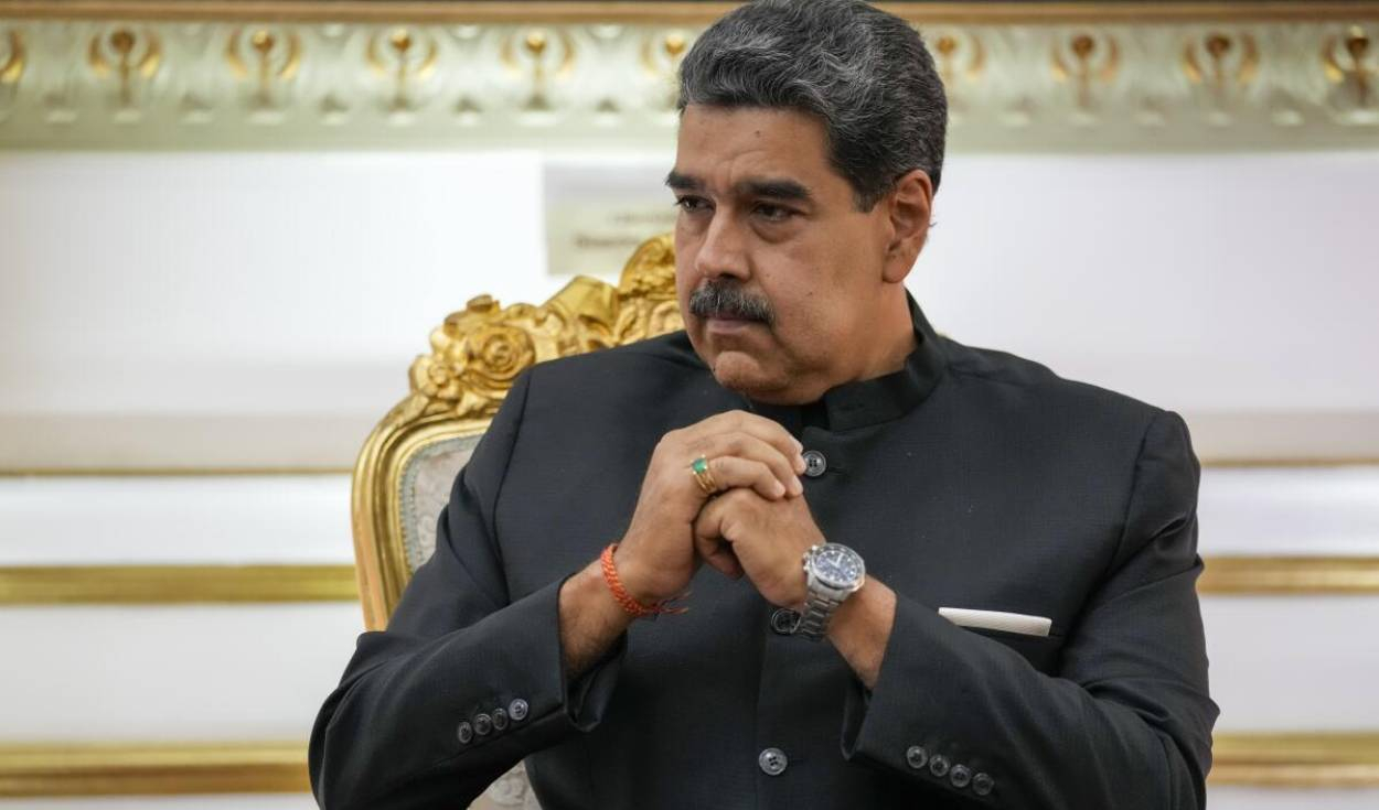
                                 Nicolás Maduro amenaza con 