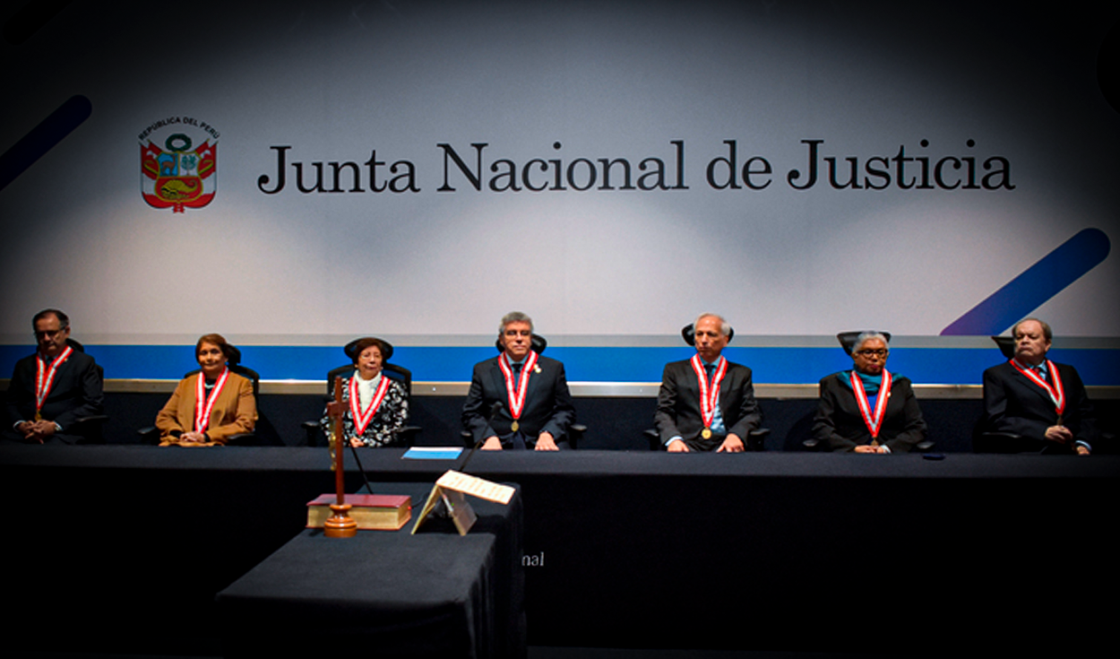 
                                 JNJ destituyó a 3 jueces y 2 fiscales por cobro de coimas y ordenar libertad a un investigado 
                            