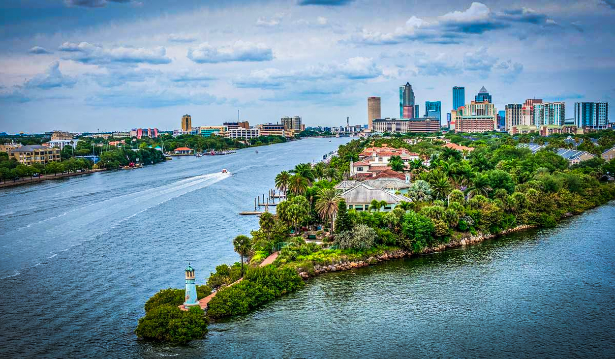 
                                 La ciudad de Florida con el menor costo de vida y una de las universidades más grandes de Estados Unidos 
                            