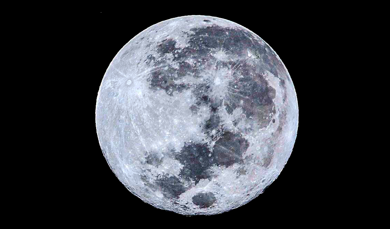 
                                 Luna llena de agosto 2024 en Perú: ¿a que hora y cuándo se verá la primera superluna del año? 
                            