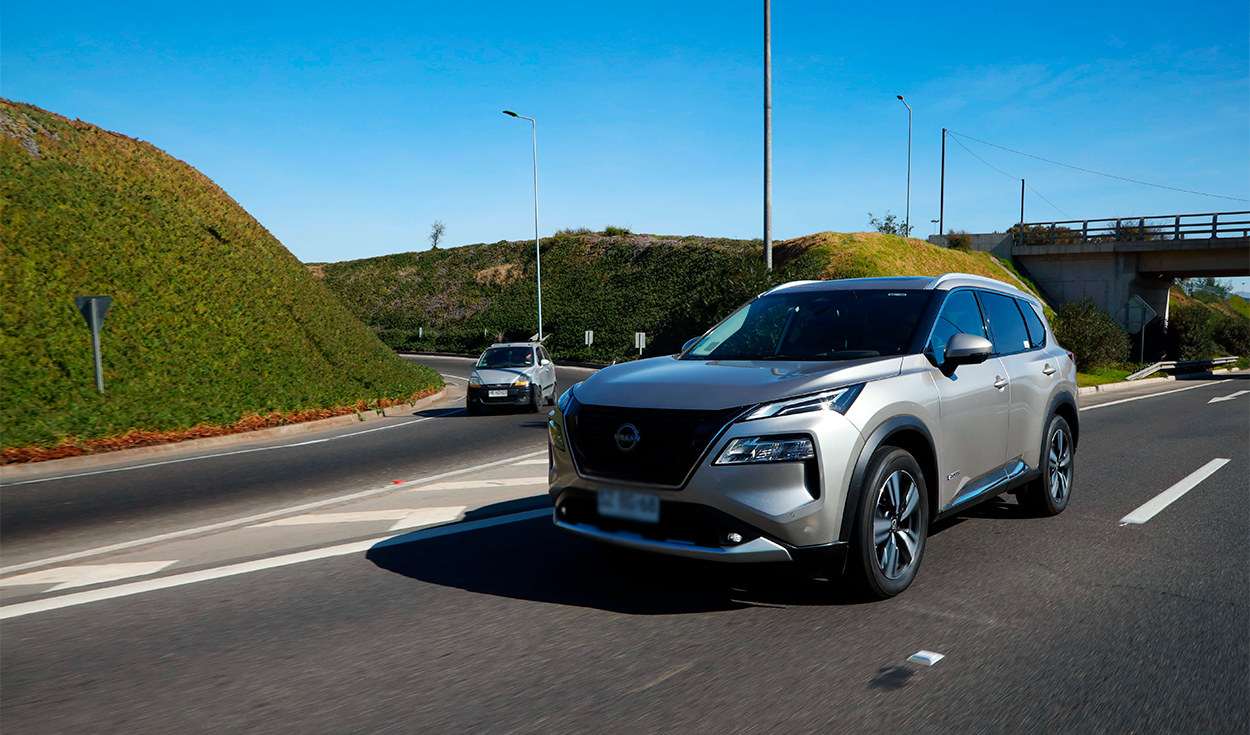 
                                 ¿Cómo es la experiencia real de manejar un carro con tecnología e-POWER? Así combinan motores eléctricos y de gasolina 
                            