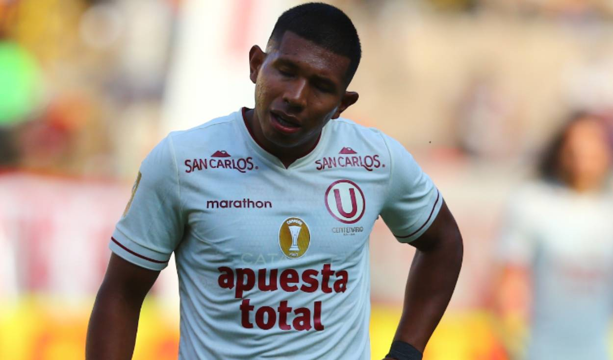 
                                 Se confirmó la lesión que tiene Edison Flores y el tiempo que estará de baja en Universitario 
                            