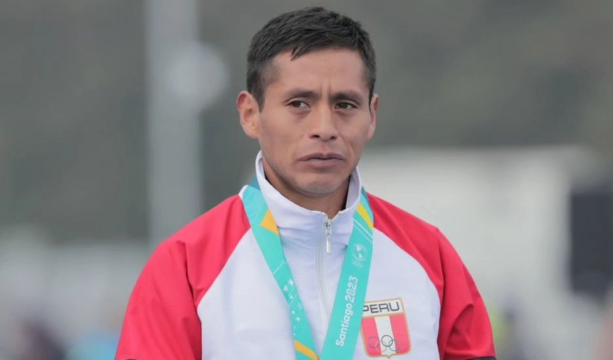 
                                 Cristhian Pacheco no pudo terminar la maratón masculina de los Juegos Olímpicos París 2024 
                            