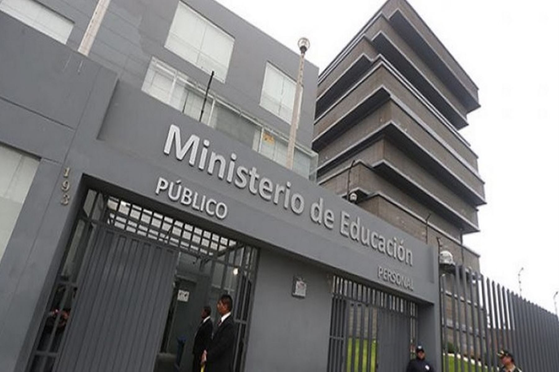 trabajo en Ministerio de Educación