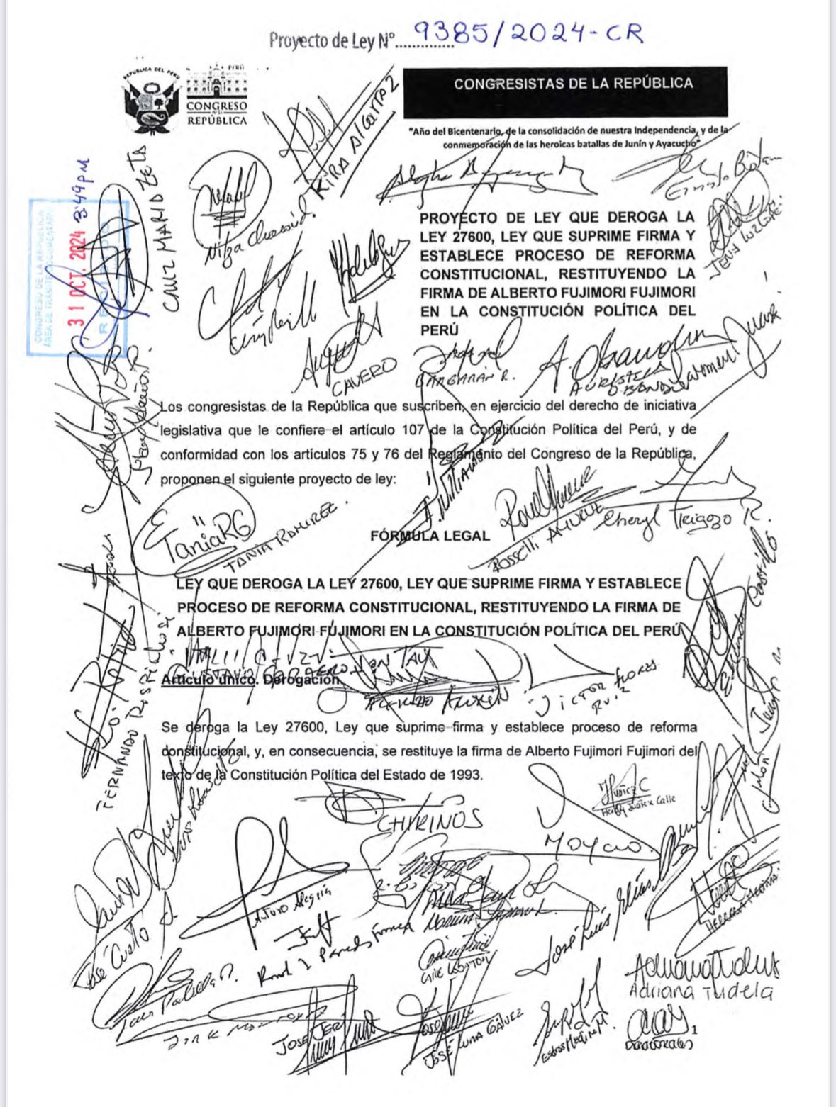 The 58 congressmen who seek to restore the signature of former dictator Alberto Fujimori in the Constitution