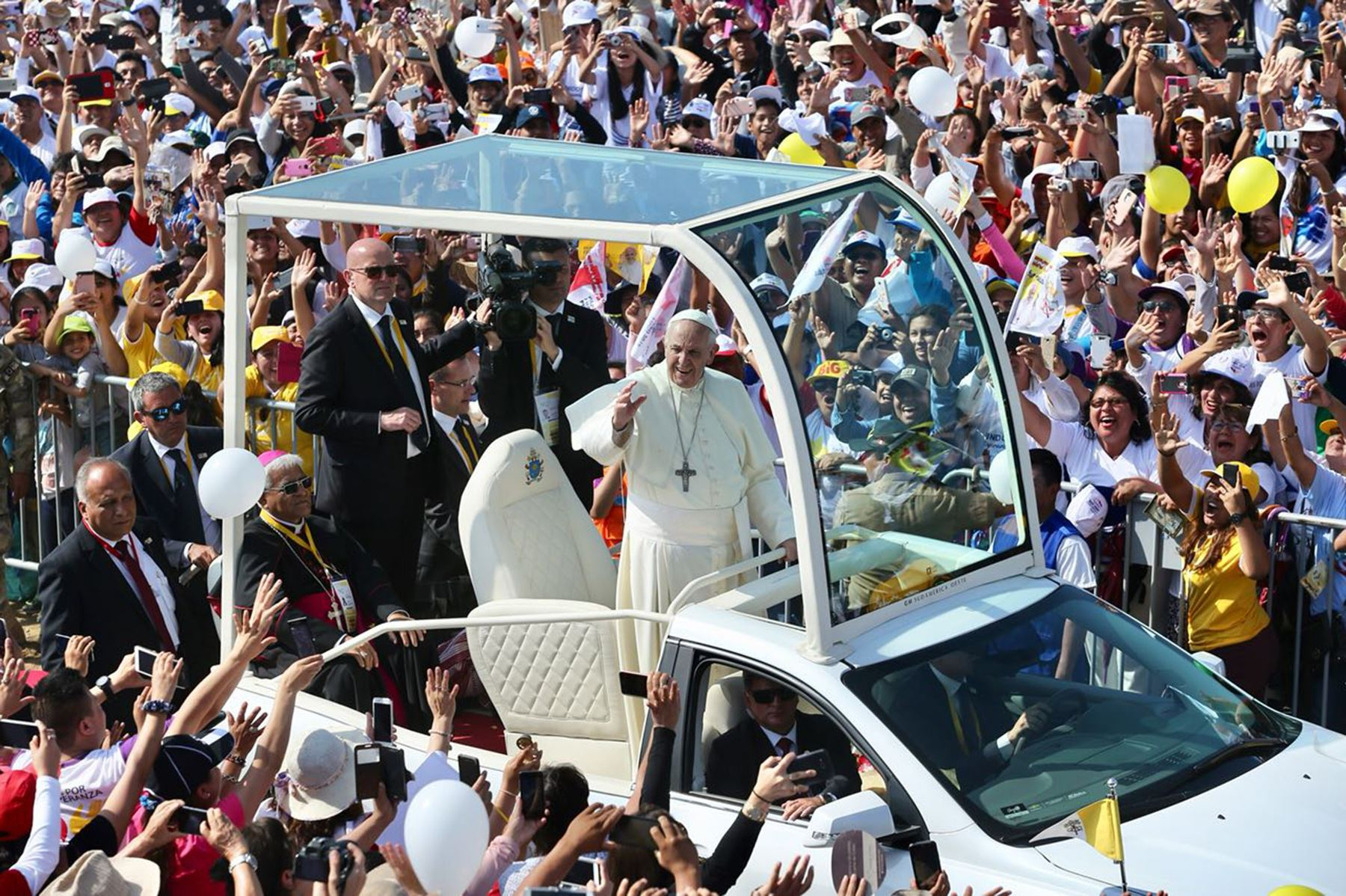 The day Pope Francis arrived in Peru: this was his visit in Lima, Puerto Maldonado and Trujillo