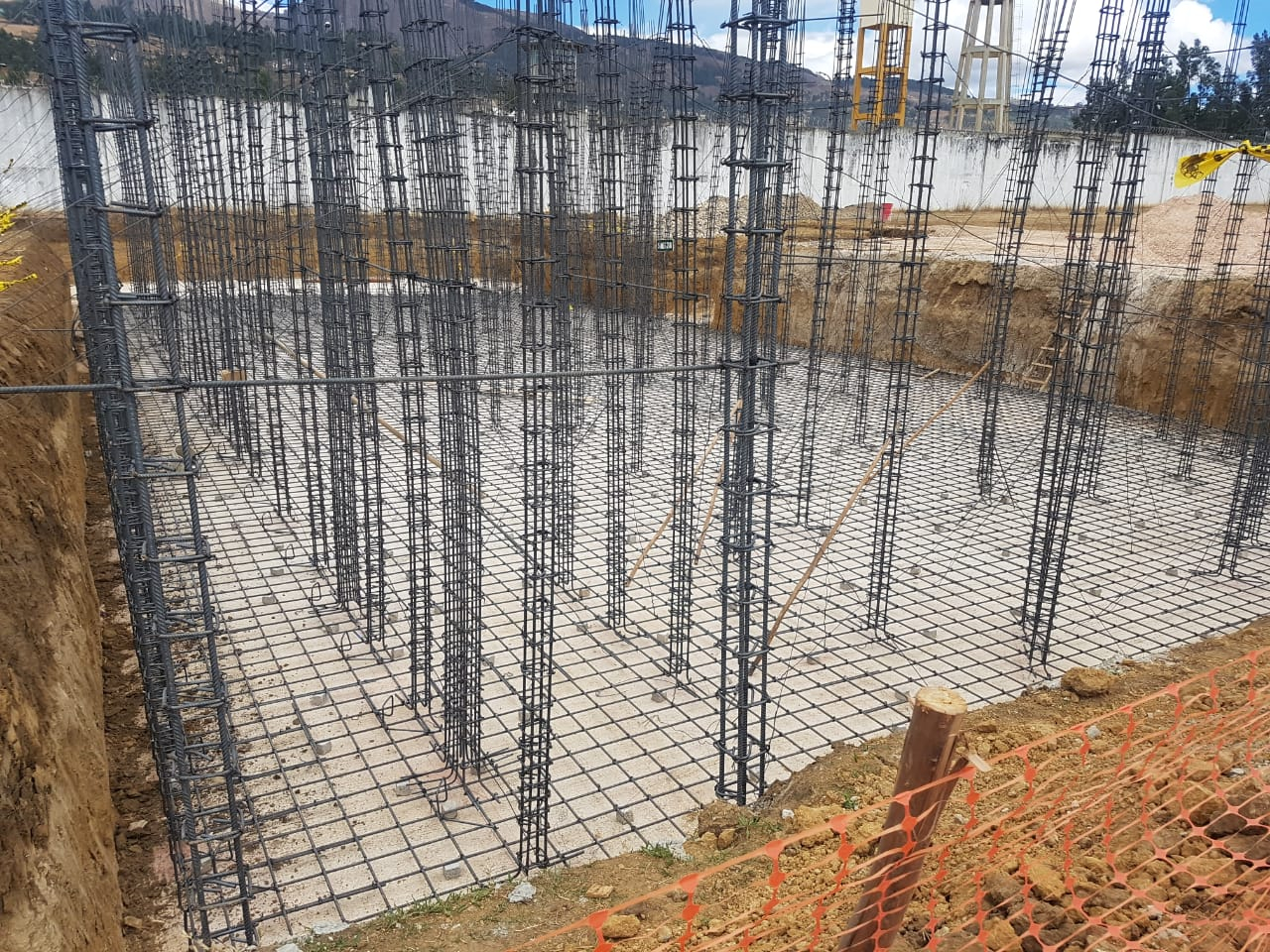 Inpe | The pediment | Dina Boluarte | Juan Jose Santiváñez