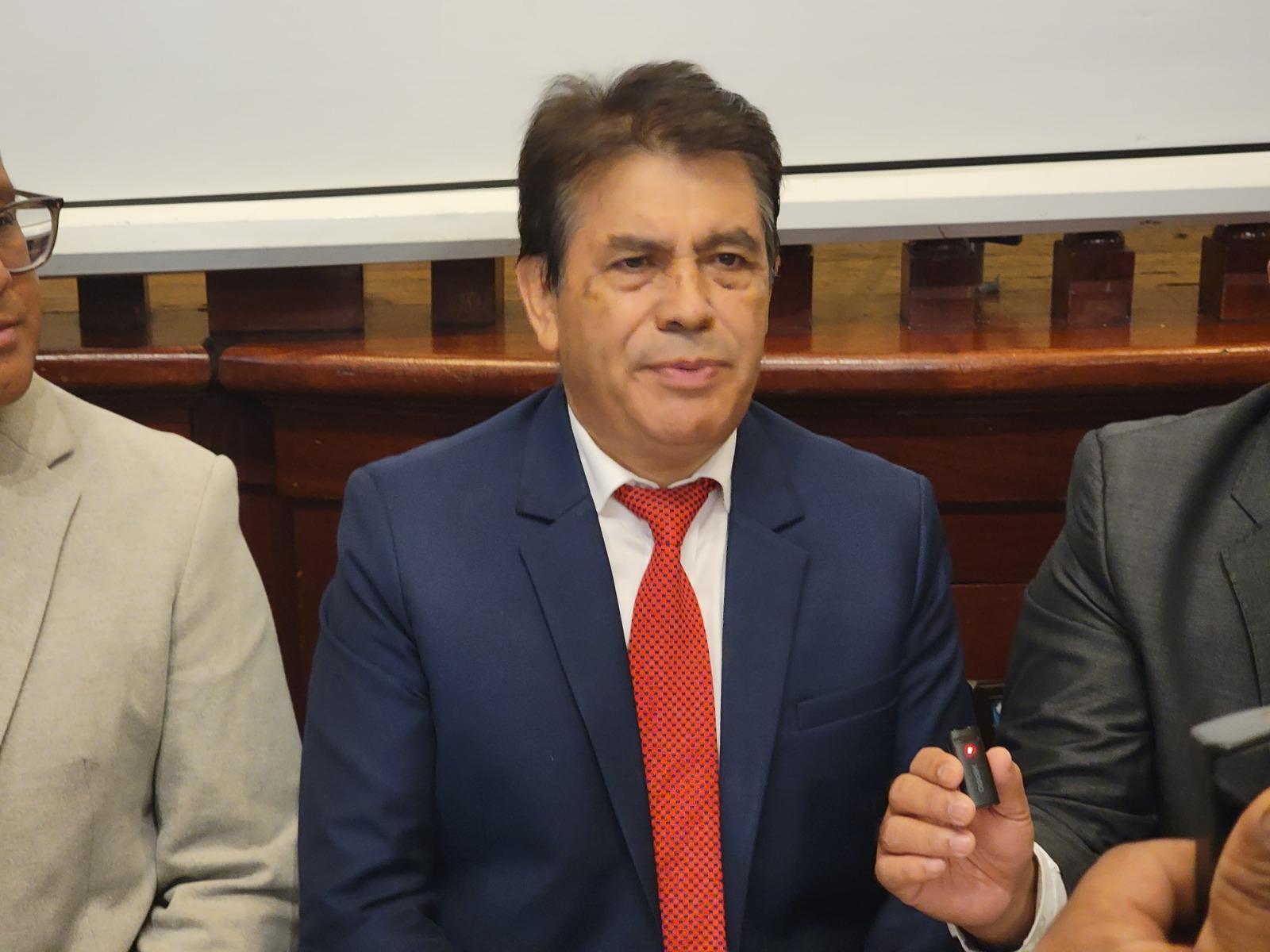 Supreme prosecutors are coerced to appoint the new prosecutor of the nation