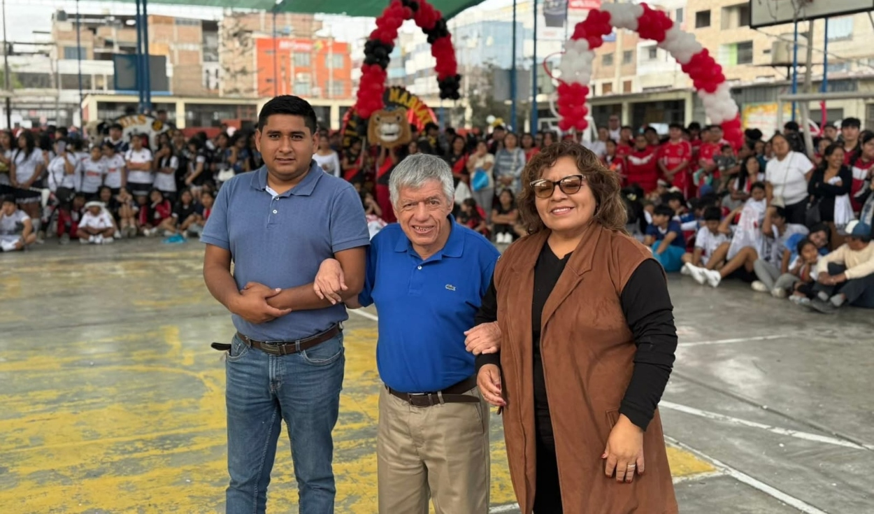 Óscar Acuña received a call that warned of his arrest when he was at an APP location Óscar Acuña received a call that warned of his arrest when he was at an APP location