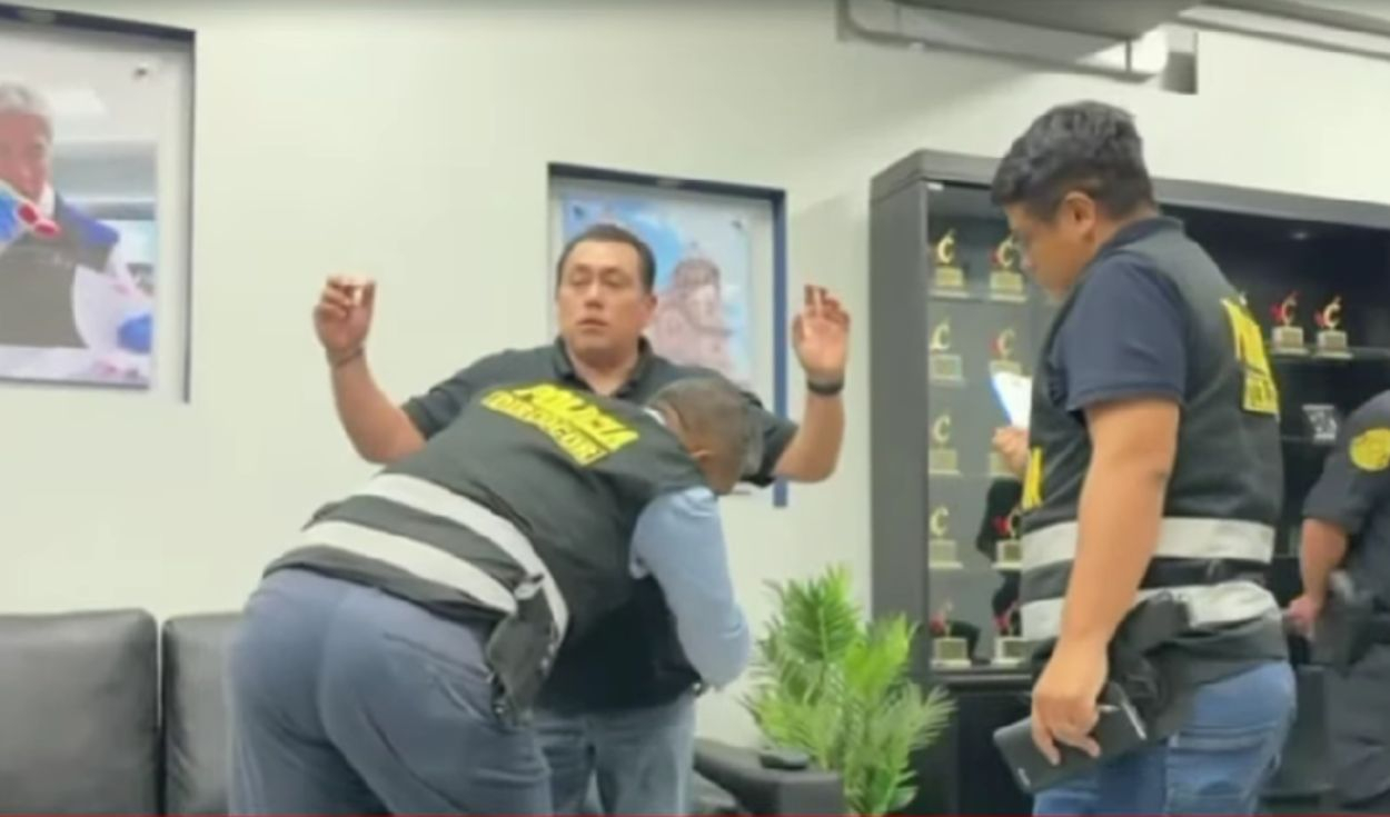 Elecciones 2026: PNP detiene a funcionario de la ONPE renunciante tras escándalo de la entrega del material electoral