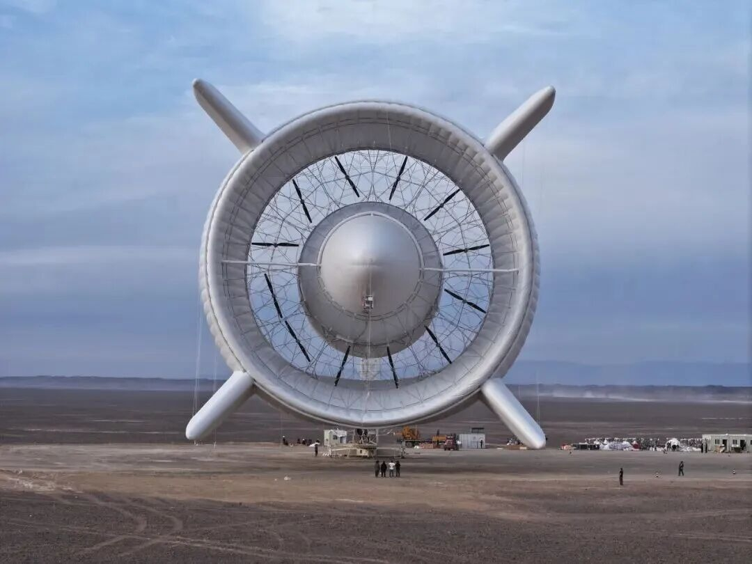Esta innovadora turbina, con 60 metros de largo, genera hasta un megavatio y su diseño evita la necesidad de estructuras complejas. Foto: Sawe Energy Technology