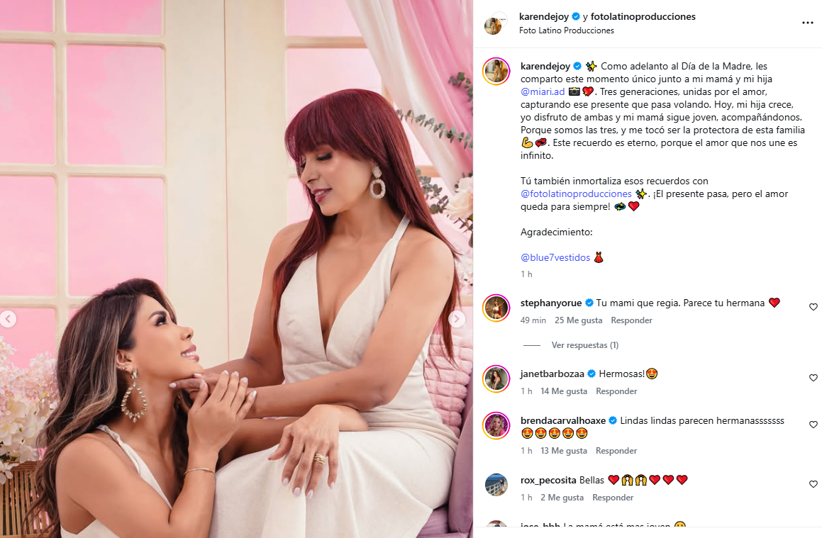 Karen Dejo y su madre. Foto: Instagram  
