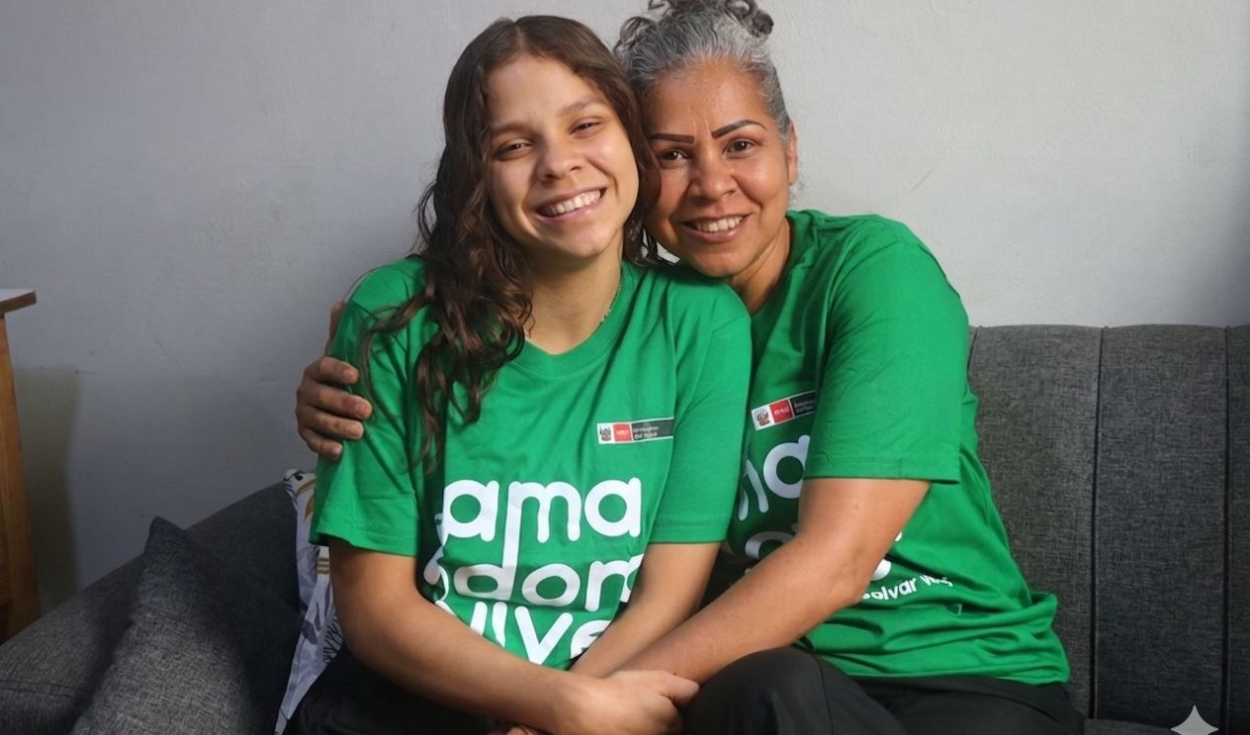 Mother Donates Kidney to Daughter to Save Her from Chronic Kidney Failure: 'I Never Doubted'