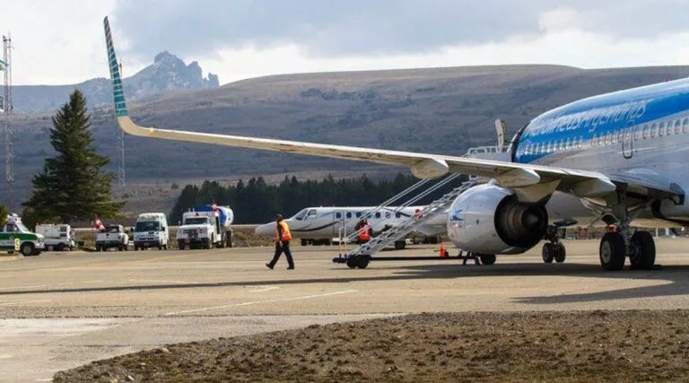 La modernización del sector de partidas del Aeropuerto Aviador Carlos Campos contempla 300.000 pasajeros en el último año. Foto: aeropuertochapelco.com