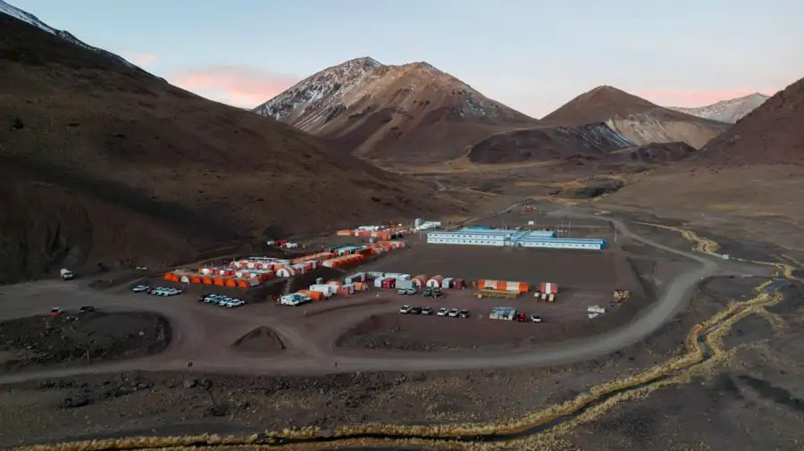 El proyecto Los Azules es uno de los emprendimientos de cobre más avanzados del país. Foto: AFP