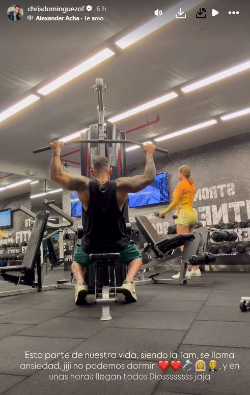 Previo a la boda, la pareja visitó el gimnasio para relajarse, compartiendo su ansiedad en Instagram.