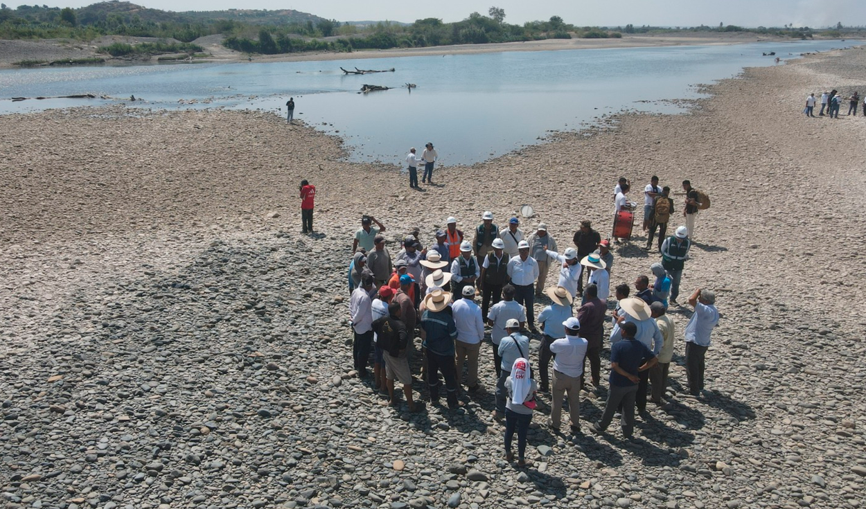 Peru's National Water Authority works to protect 250 hectares of farmland from Chira River floods
