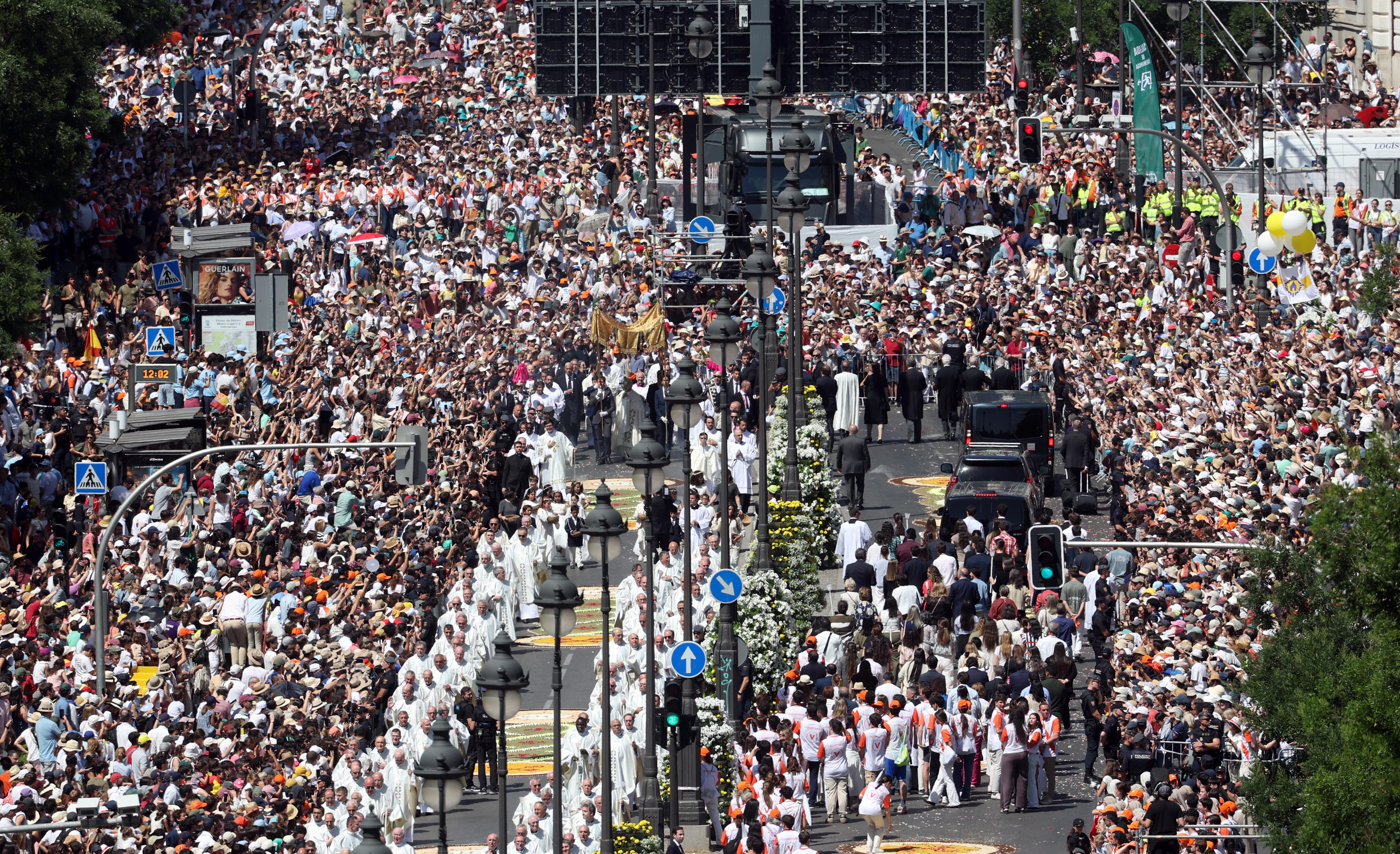 La celebración del Corpus Christi reunió a más de un millón de personas en el centro de Madrid