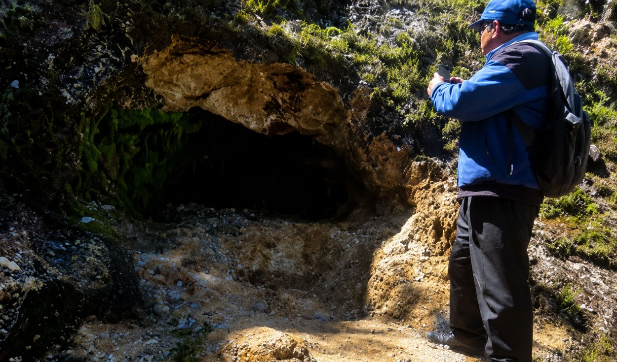 Illegal mine shaft discovered on Peru's key water source mountain