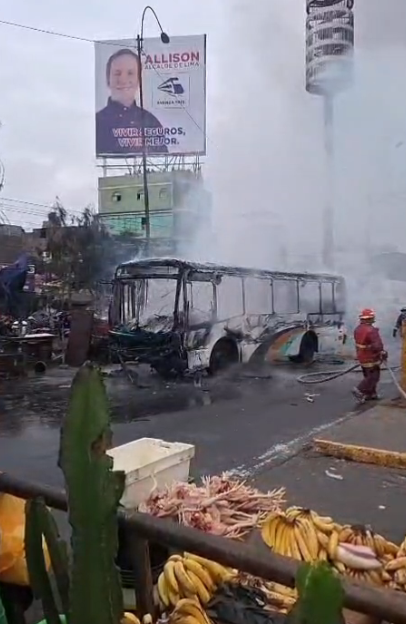 Incendio ya fue controlado: sin embargo, las labores de emergencia obstruyen las vías