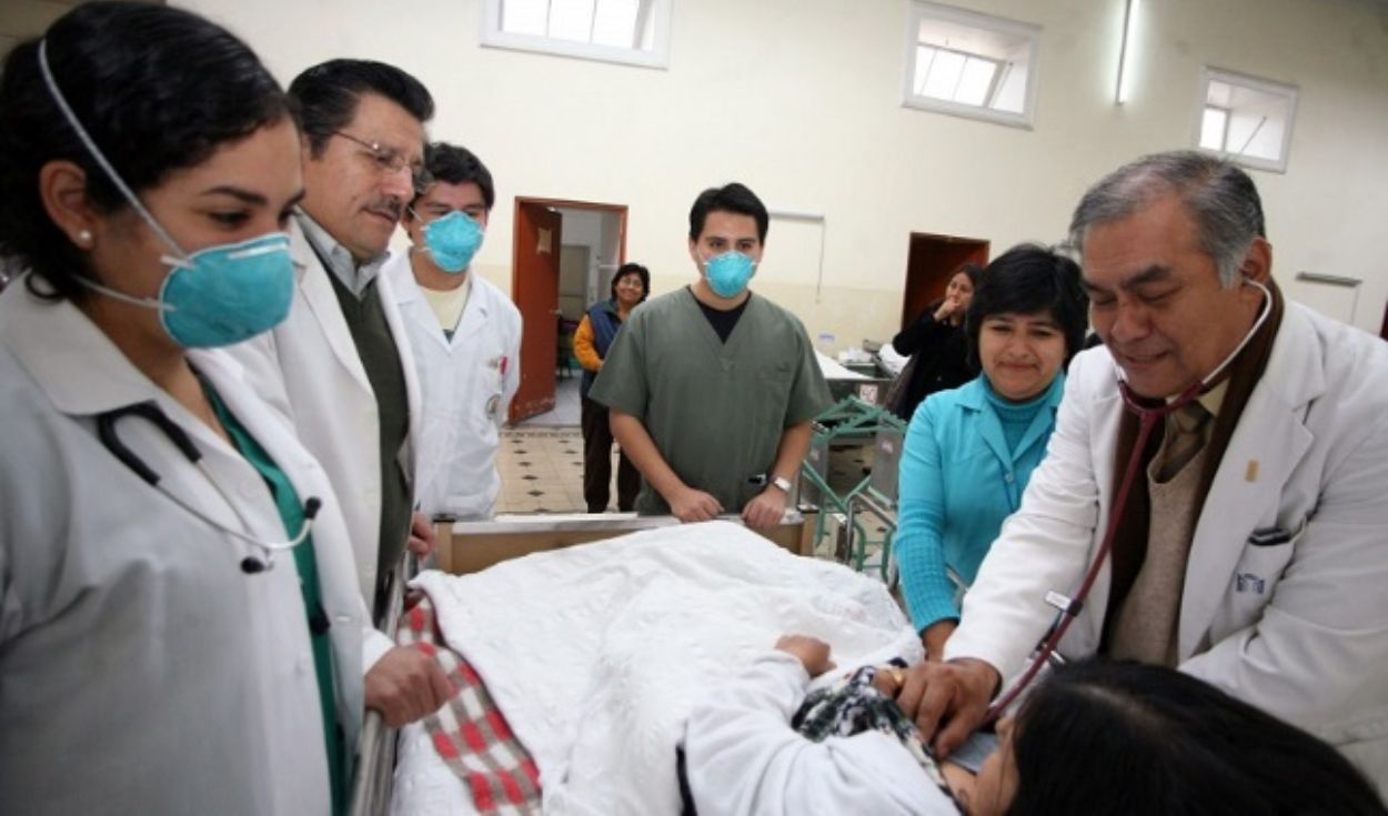 Peruvian Medical College Rejects Bill to Bypass Medical Residency Amid Specialist Shortage