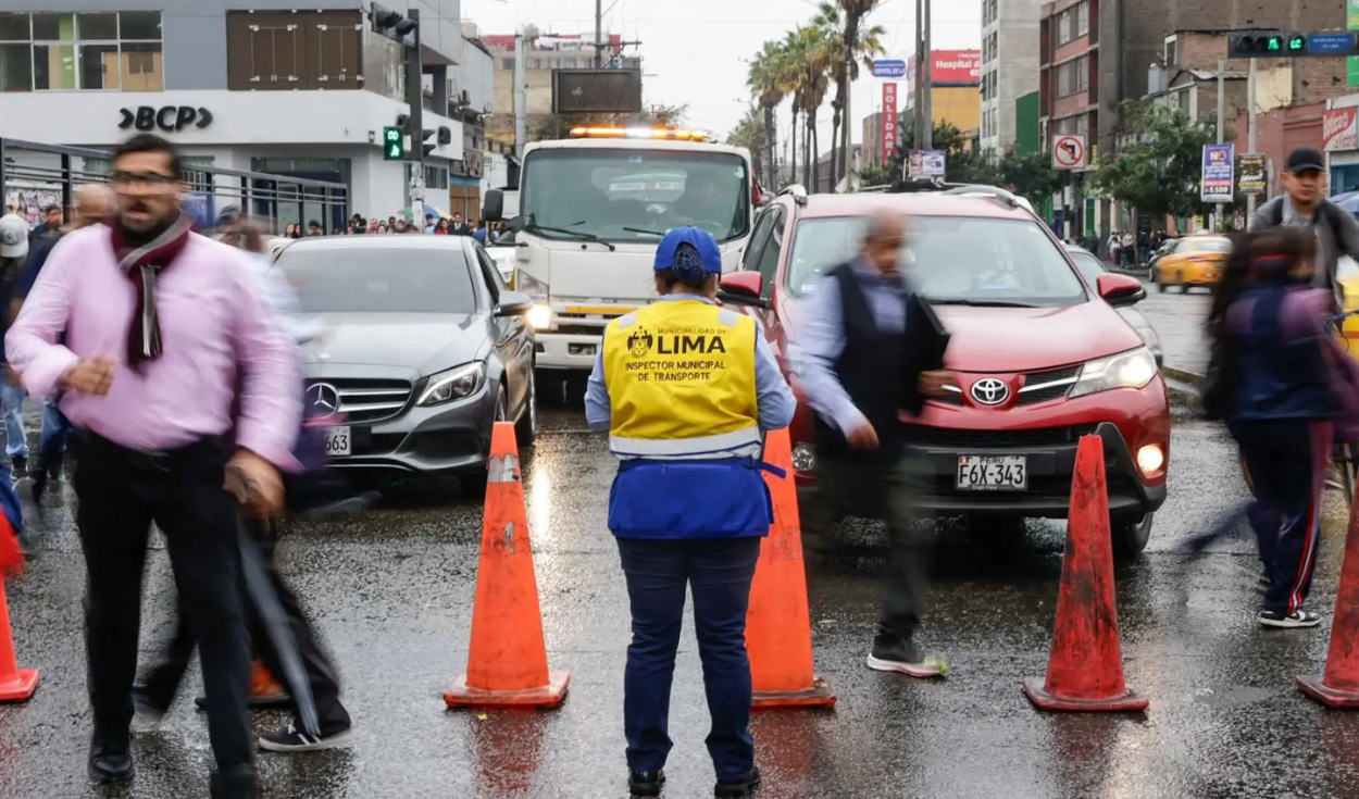 Lima imposes vehicle restrictions Saturday due to planned march