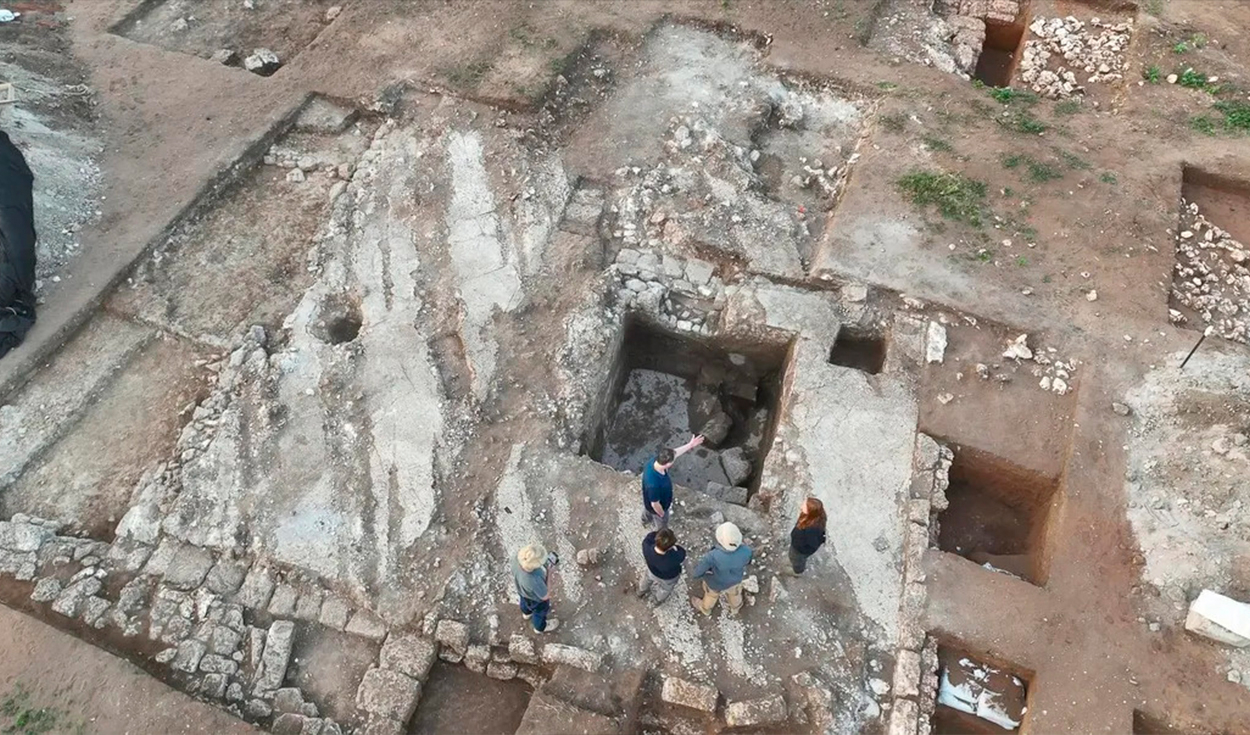 La villa excavada que probablemente perteneció a un residente adinerado de Cesarea, donde se encontraron las dos esculturas. Foto: Autoridad de Antigüedades de Israel