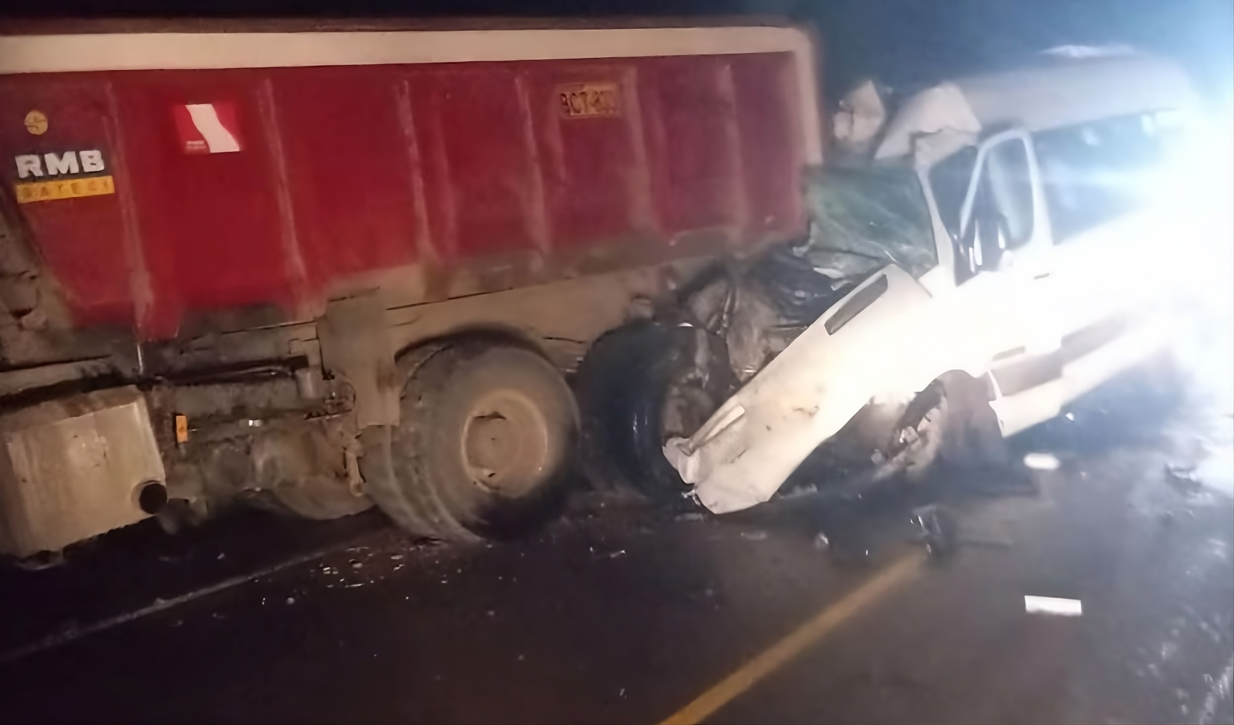 Four dead, 13 injured in fatal Puno highway crash