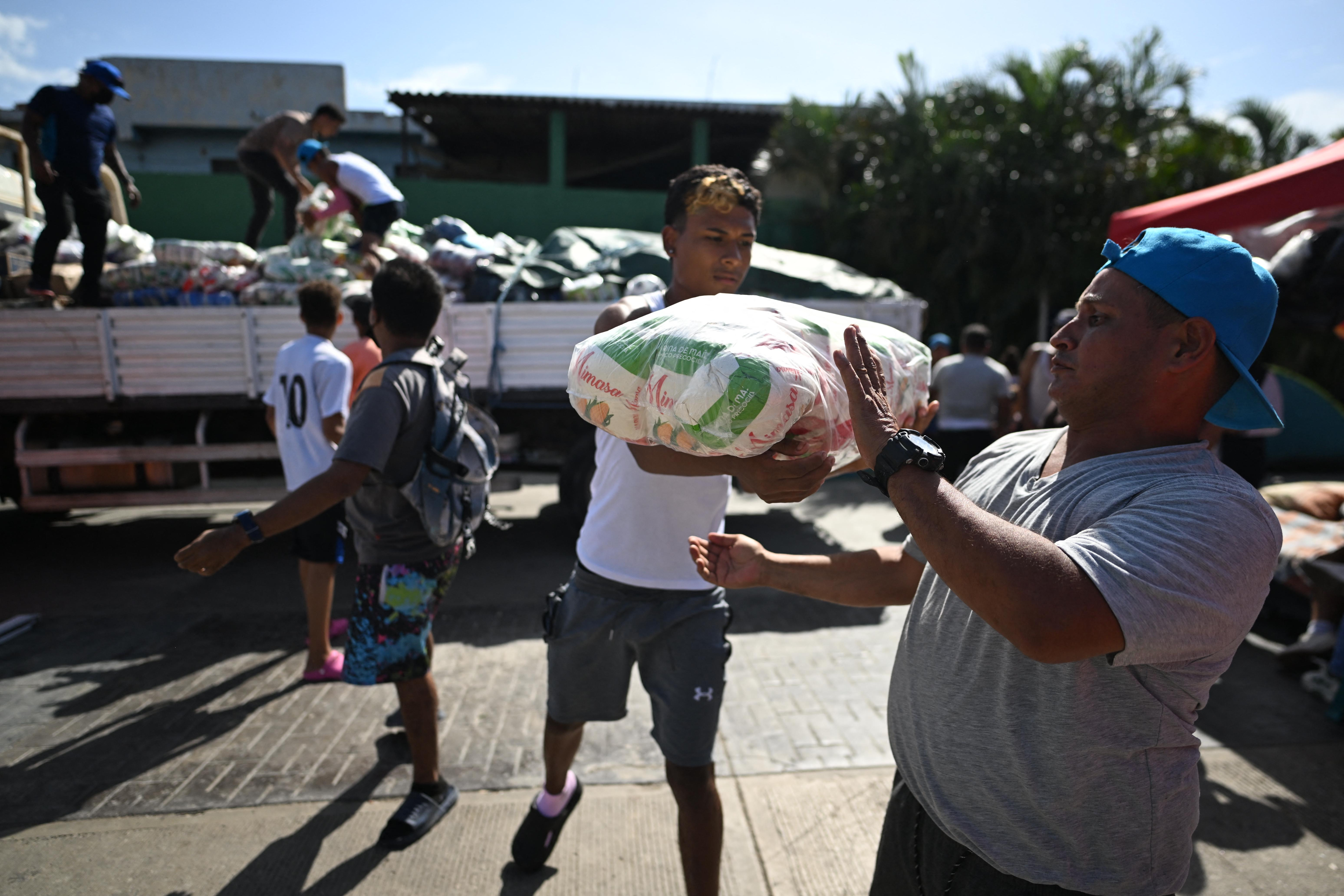 Redes ciudadanas impulsadas por la diáspora venezolana envían alimentos, medicinas y ropa