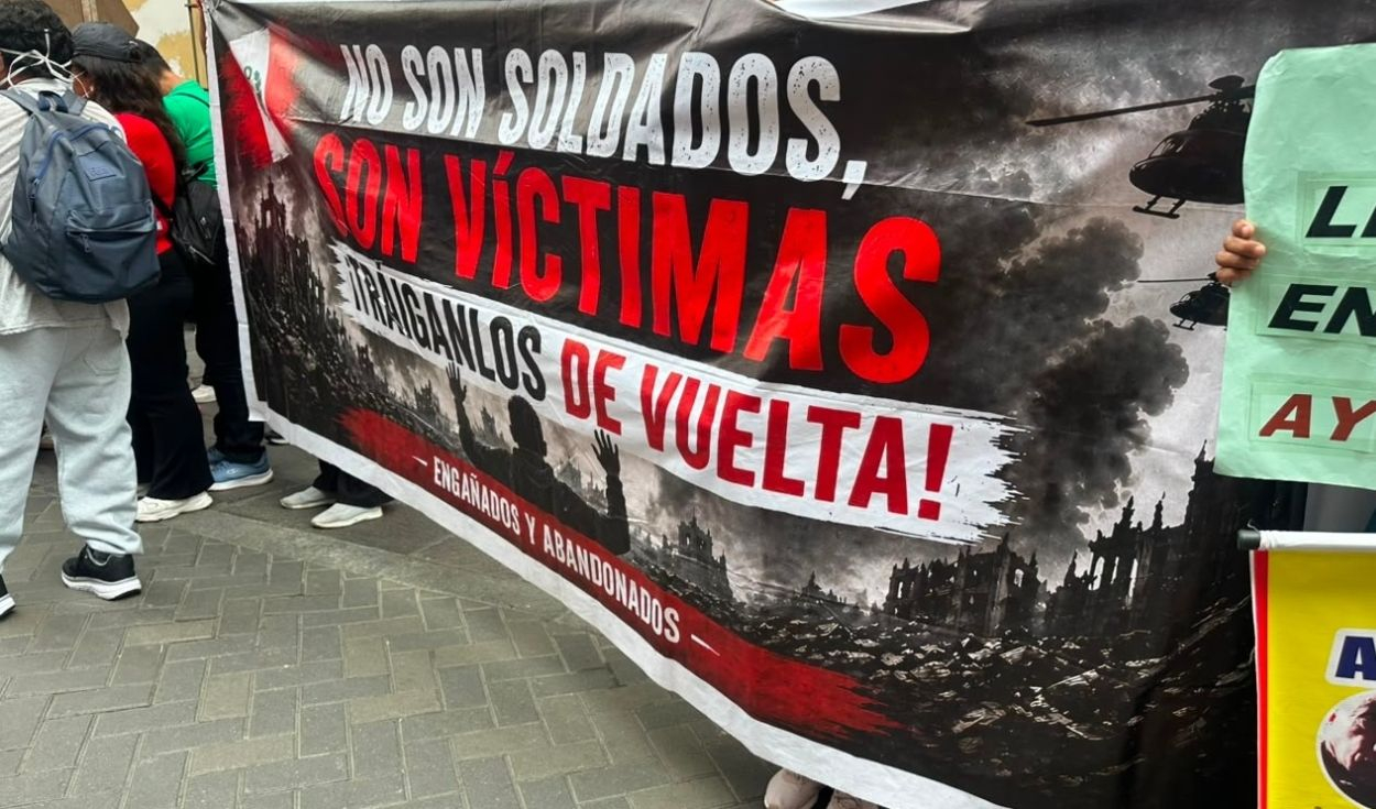 Peruvian families demand action to rescue relatives sent to fight in Russia