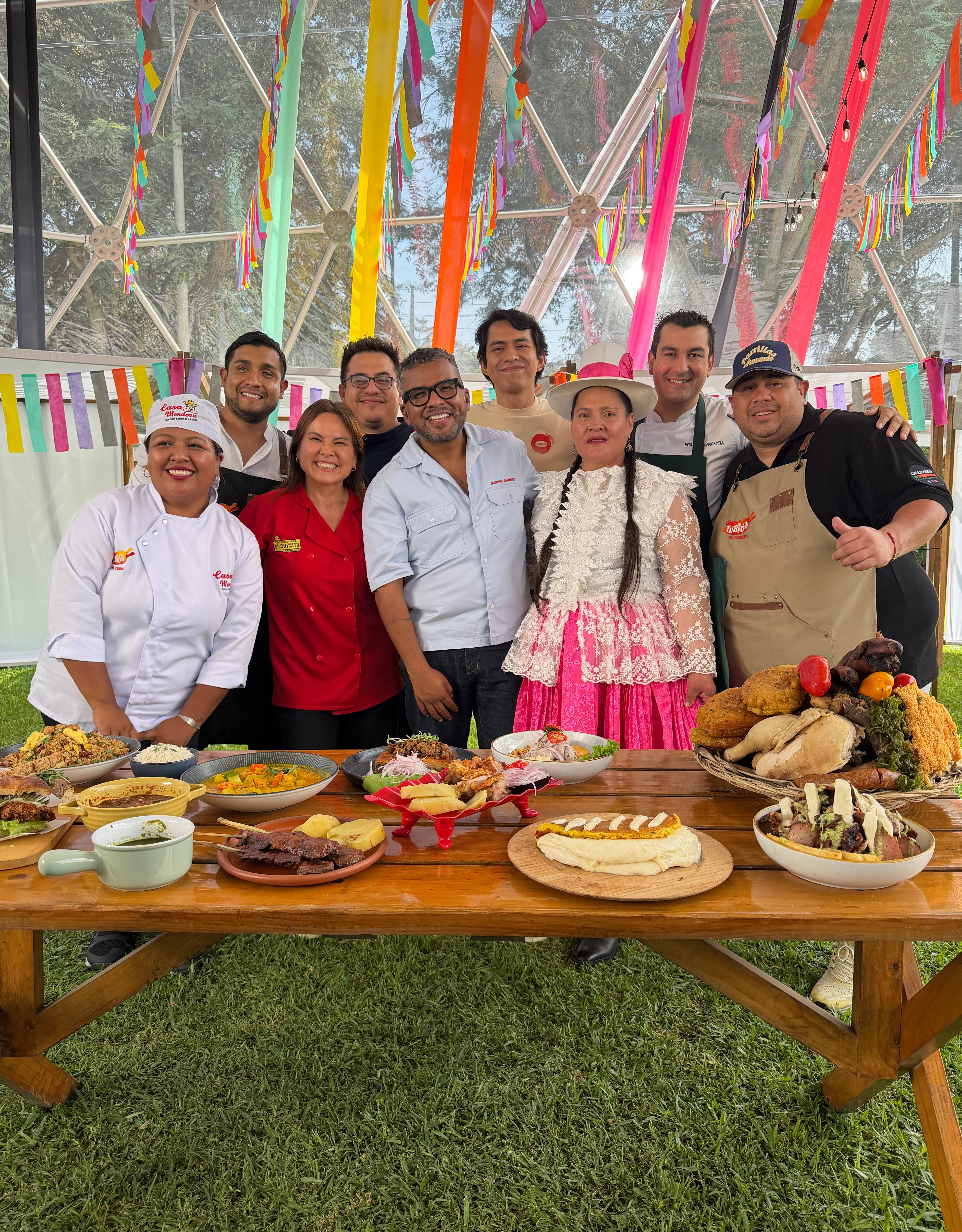 'En la mesa, el menú'. Foto: América TV 'Choca' Mandros