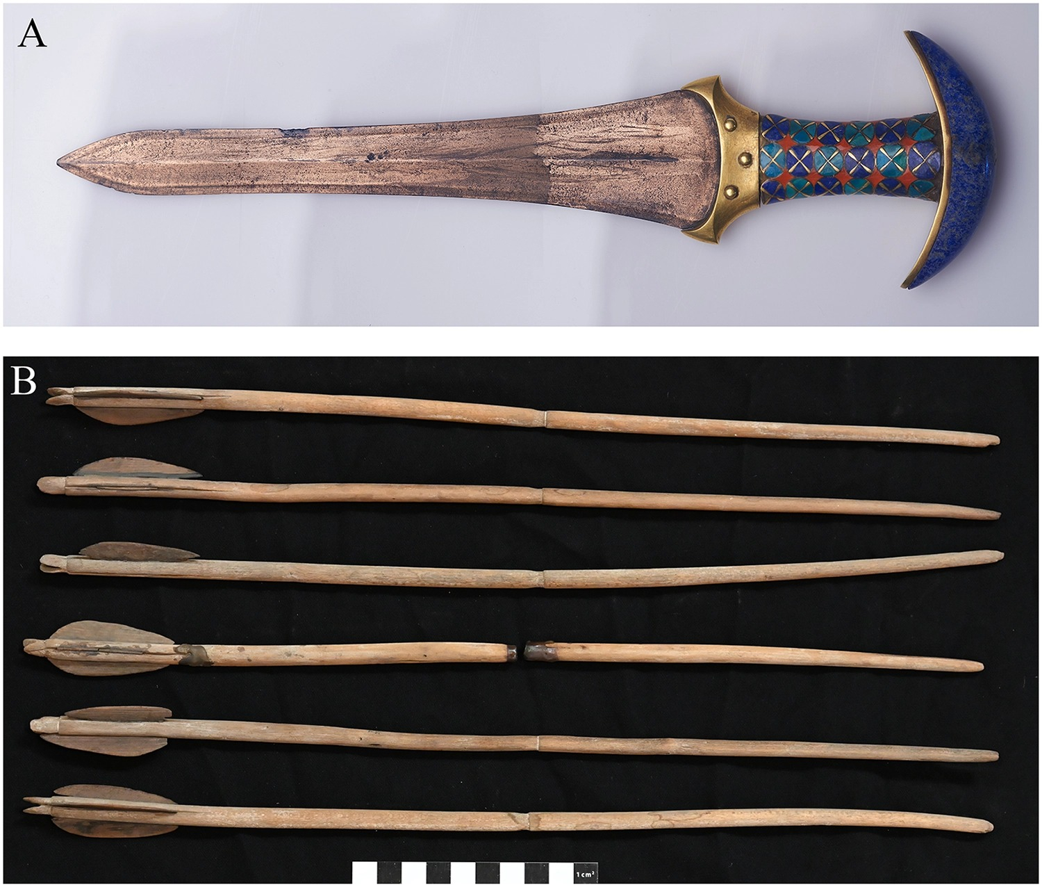 Daga de princesa Ita (A), Museo Egipcio; flechas de princesa Noub Hotep (B), cortesía de Eman Shawky. Foto: Frontiers in Environmental Archaeology