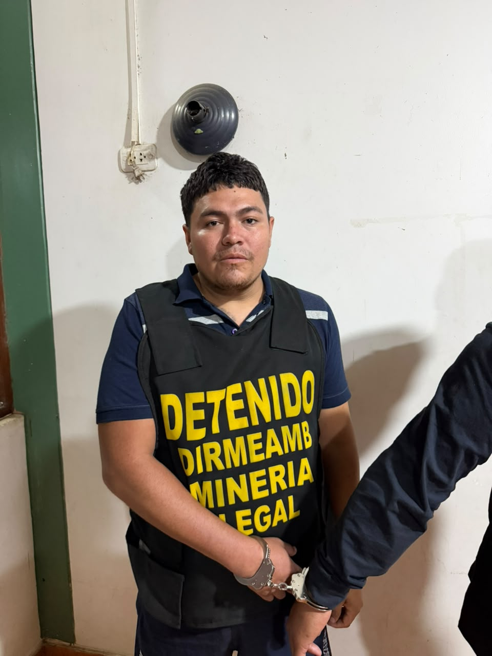 El reclutador. Kelner Wong Vela, “Teddy”, está detenido. Foto: FFAA