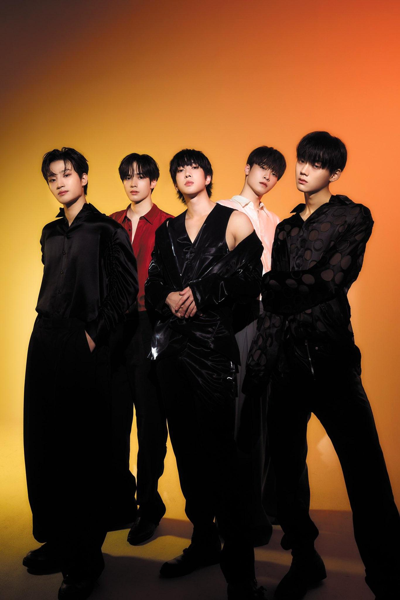 ONE PACT está integrado por Jongwoo, Jay Chang, Seongmin, TAG y Yedam