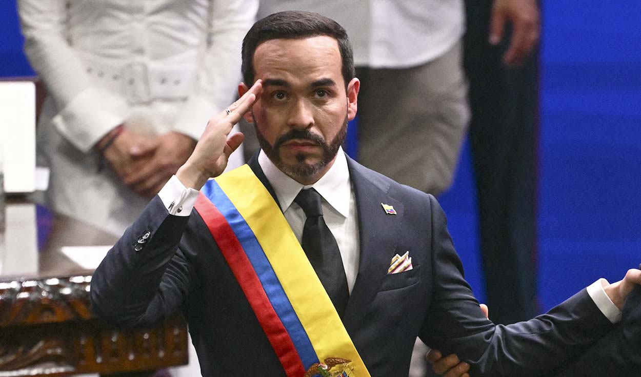 Abelardo de la Espriella takes office as Colombia president
