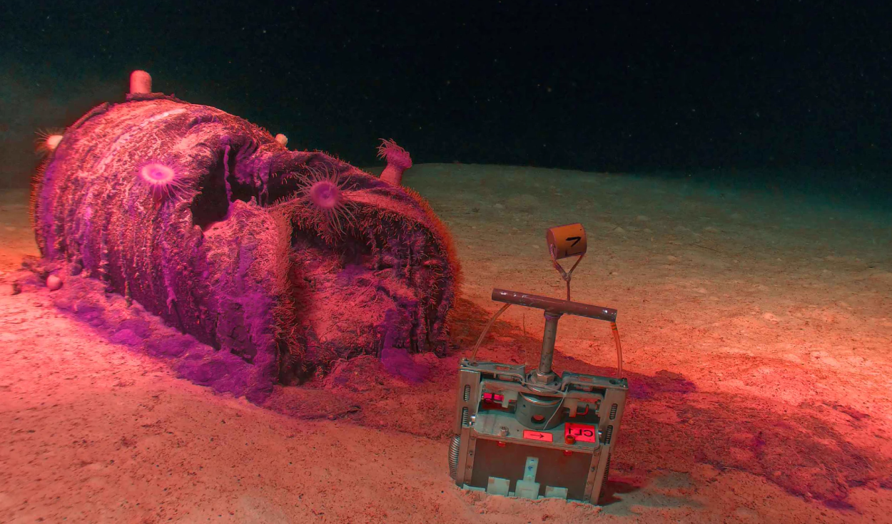 Atlantic expedition finds leaking radioactive waste barrels