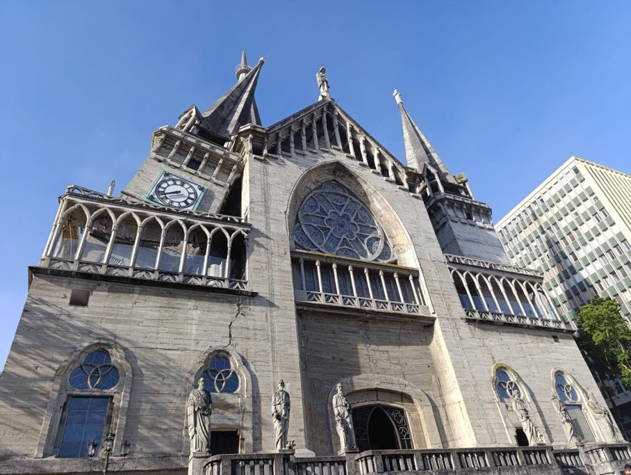 Así quedó la Catedral de Manizales luego del sismo de 7,4 en Colombia. Foto: @monitoreojp/X Así quedó la Catedral de Manizales luego del sismo de 7,4 en Colombia. Foto: @monitoreojp/X