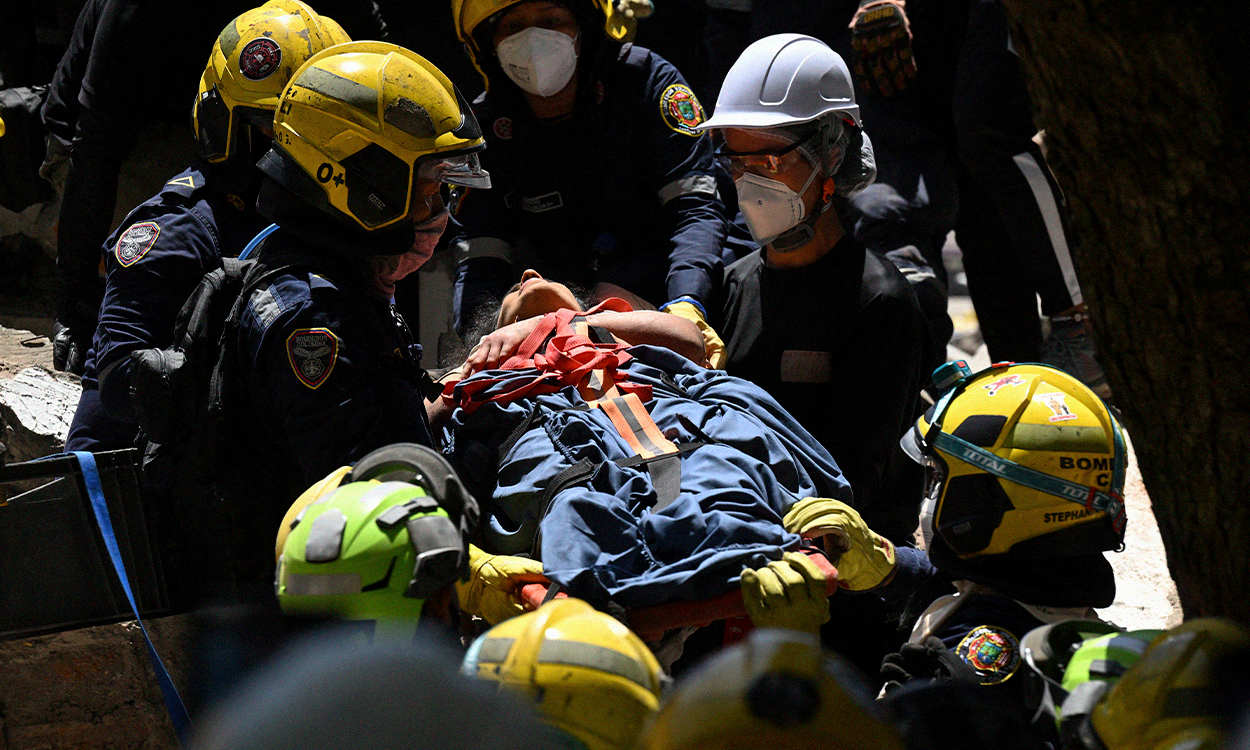 Colombia Earthquake Leaves 240 Dead as Rescues Intensify