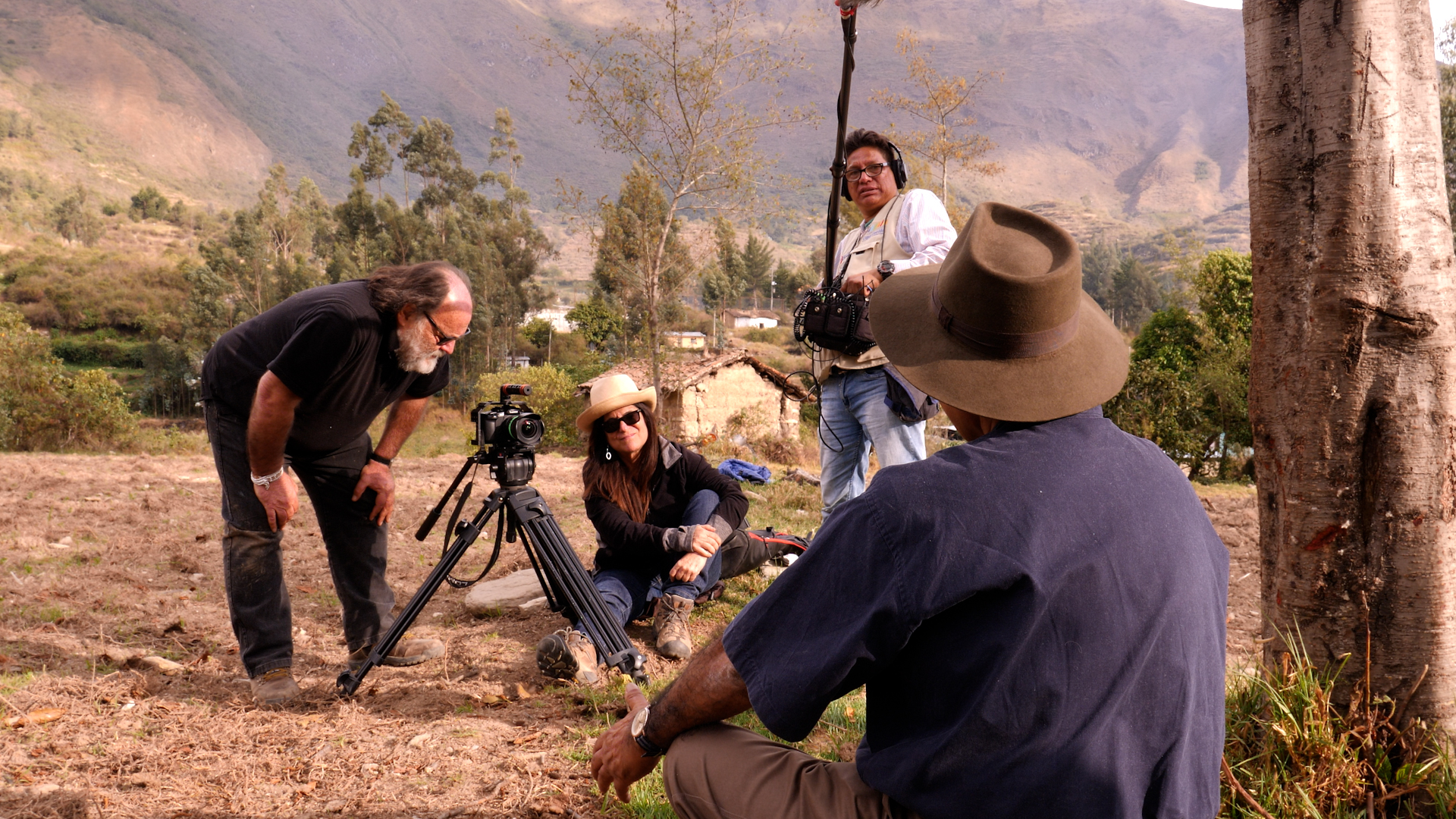 Delia Ackerman dirigiendo. Foto: Difusión.